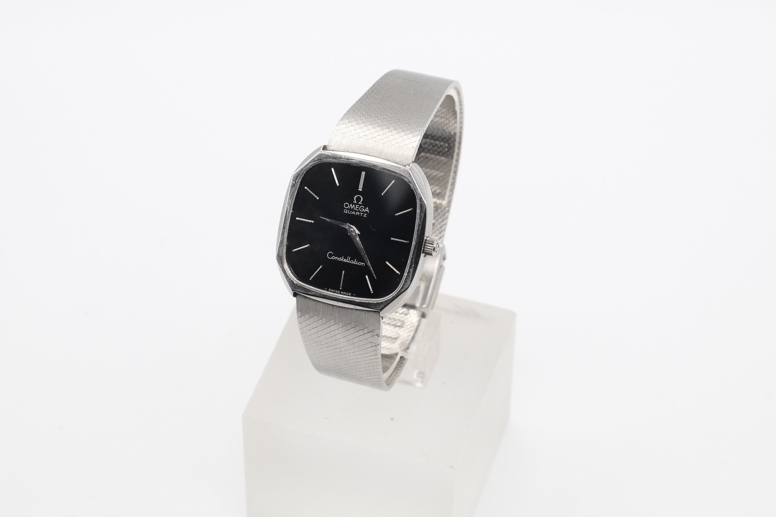 Omega Constellation 1977 Omega Constellation Quartz Ref 391.0012 Cal. 1330