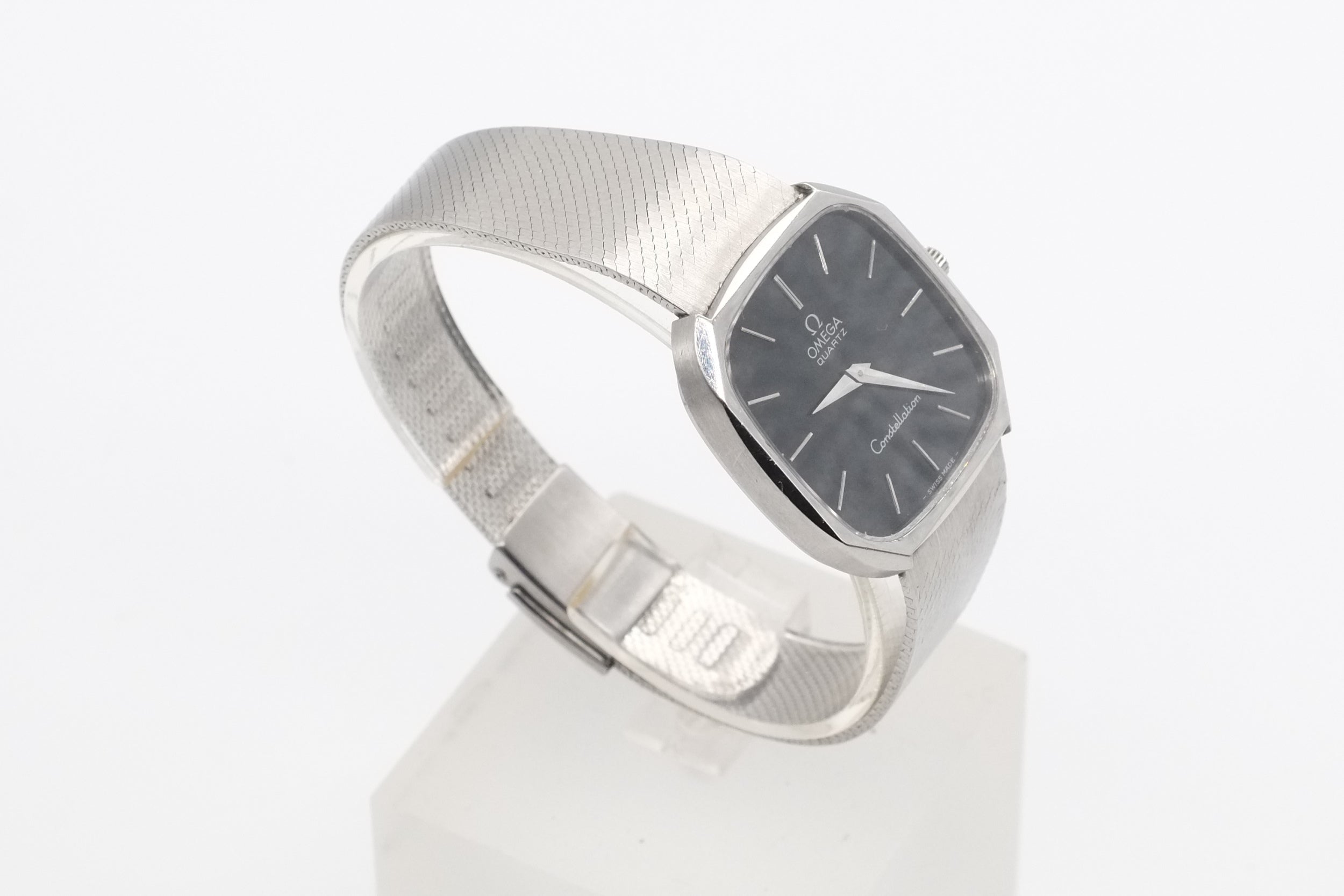 Omega Constellation 1977 Omega Constellation Quartz Ref 391.0012 Cal. 1330