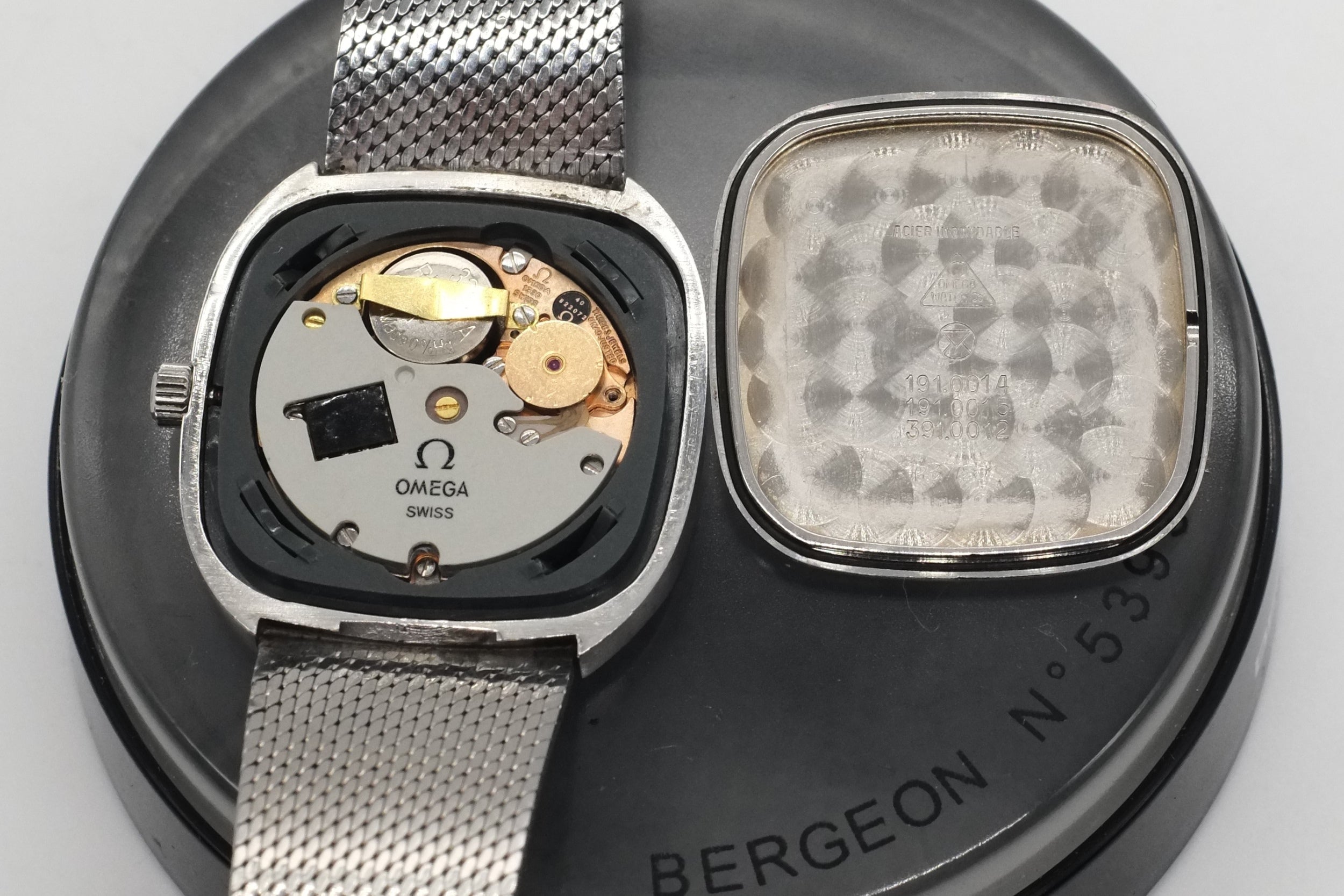 Omega Constellation 1977 Omega Constellation Quartz Ref 391.0012 Cal. 1330