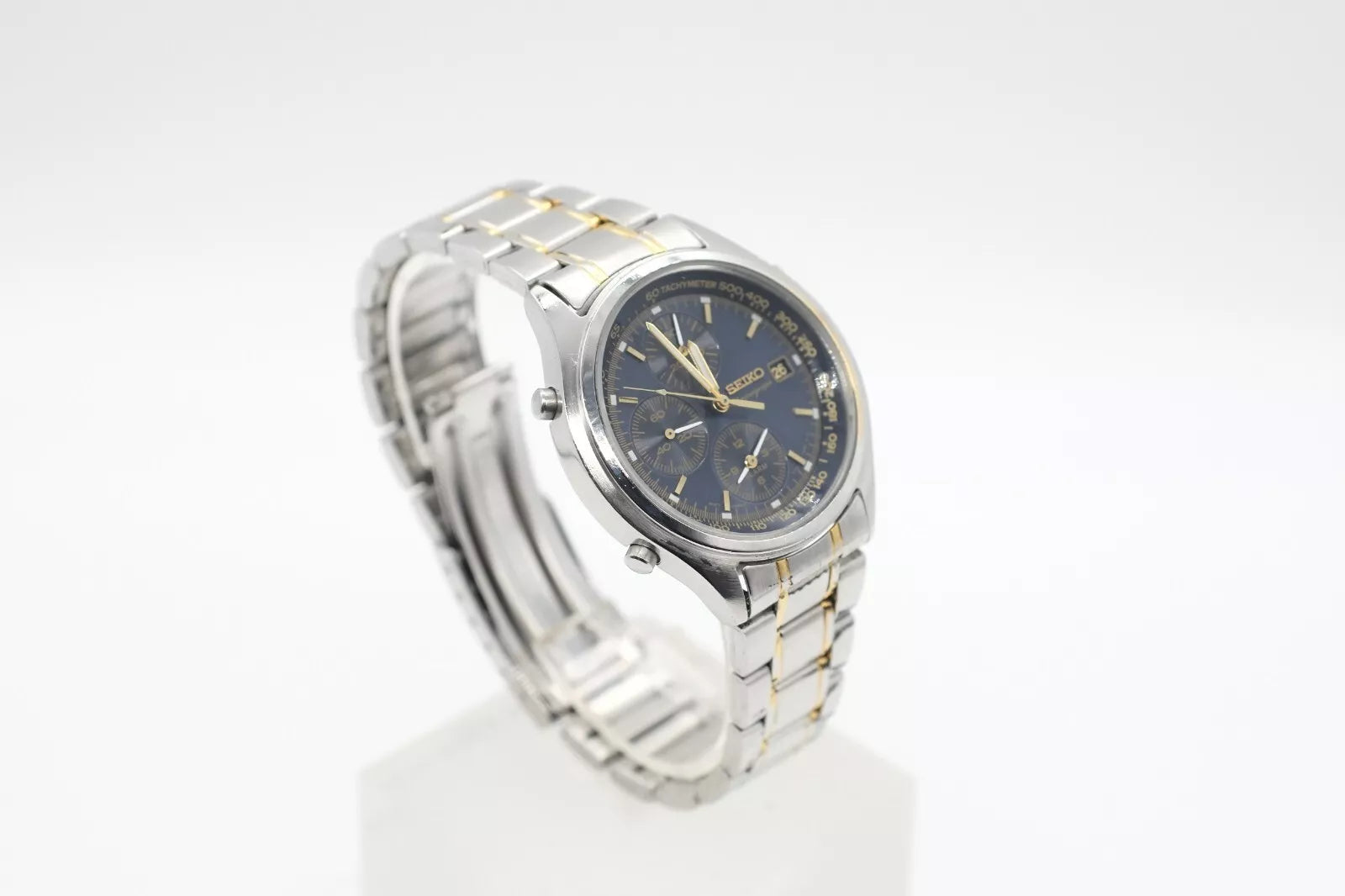 Seiko Chronograph 7T32-7C60 Quartz WRISTWATCH