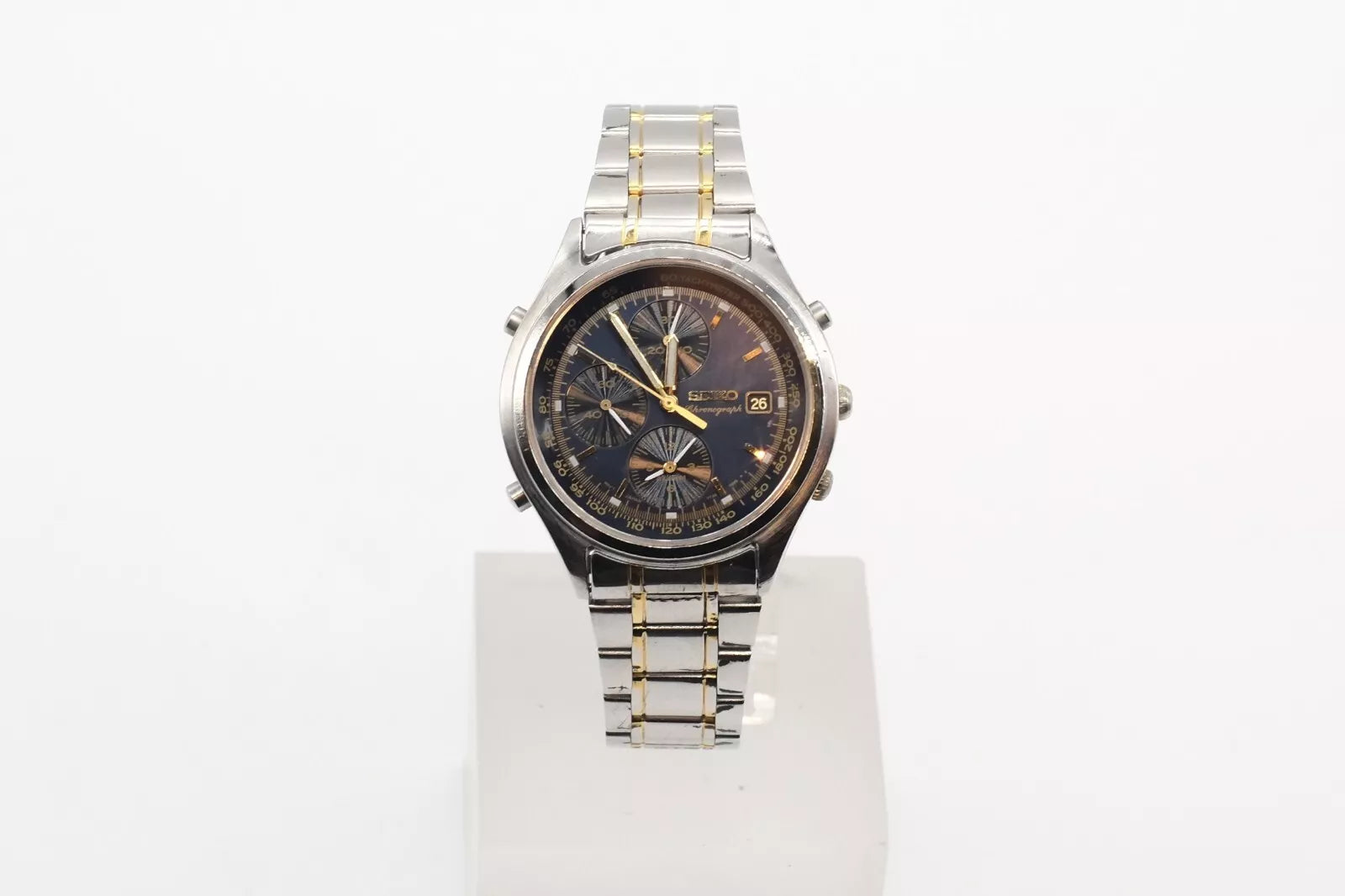 Seiko Chronograph 7T32-7C60 Quartz WRISTWATCH
