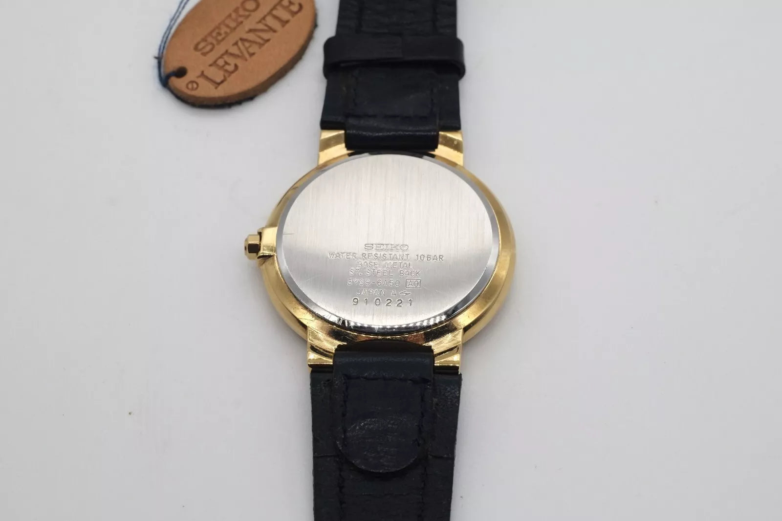 * MINT * Seiko Levante 5Y39-6A50 Quartz  Gold Tone WRISTWATCH
