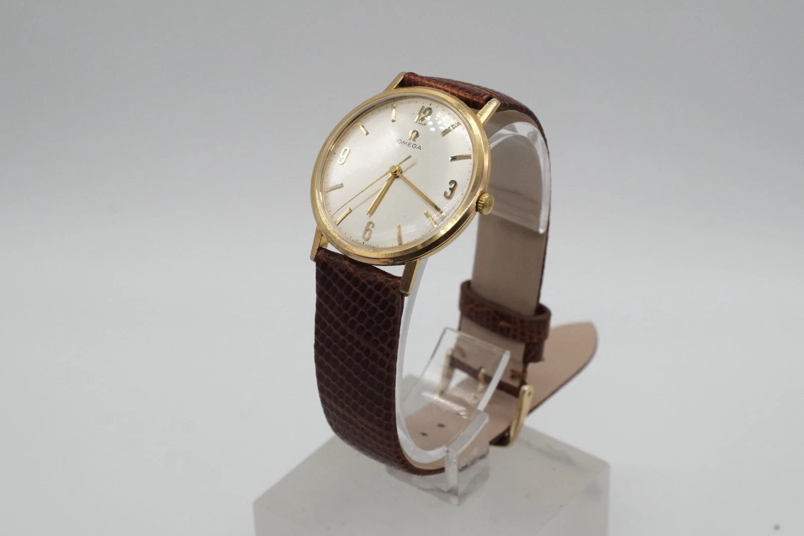 Serviced Vintage 1964 Omega Ref 131.015 Hand Wind Cal 600 * Gold Plated