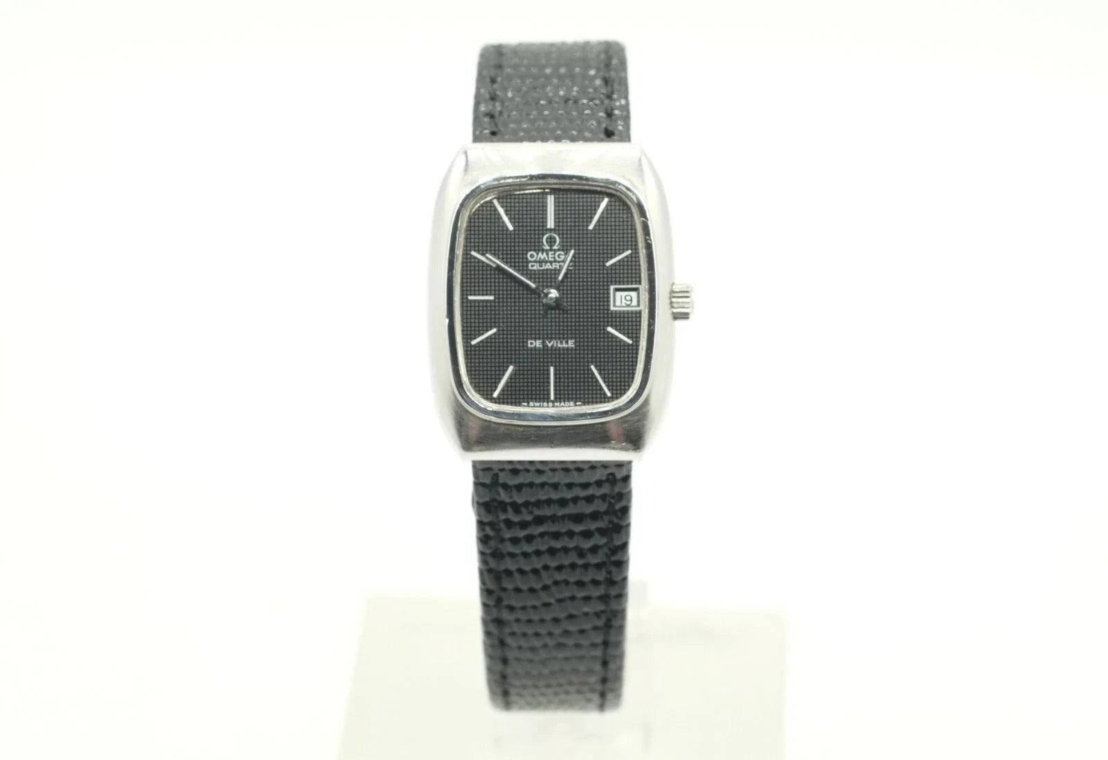 Ladies Vintage 1974 Omega DeVille Quartz 592.0001 Cal 1320