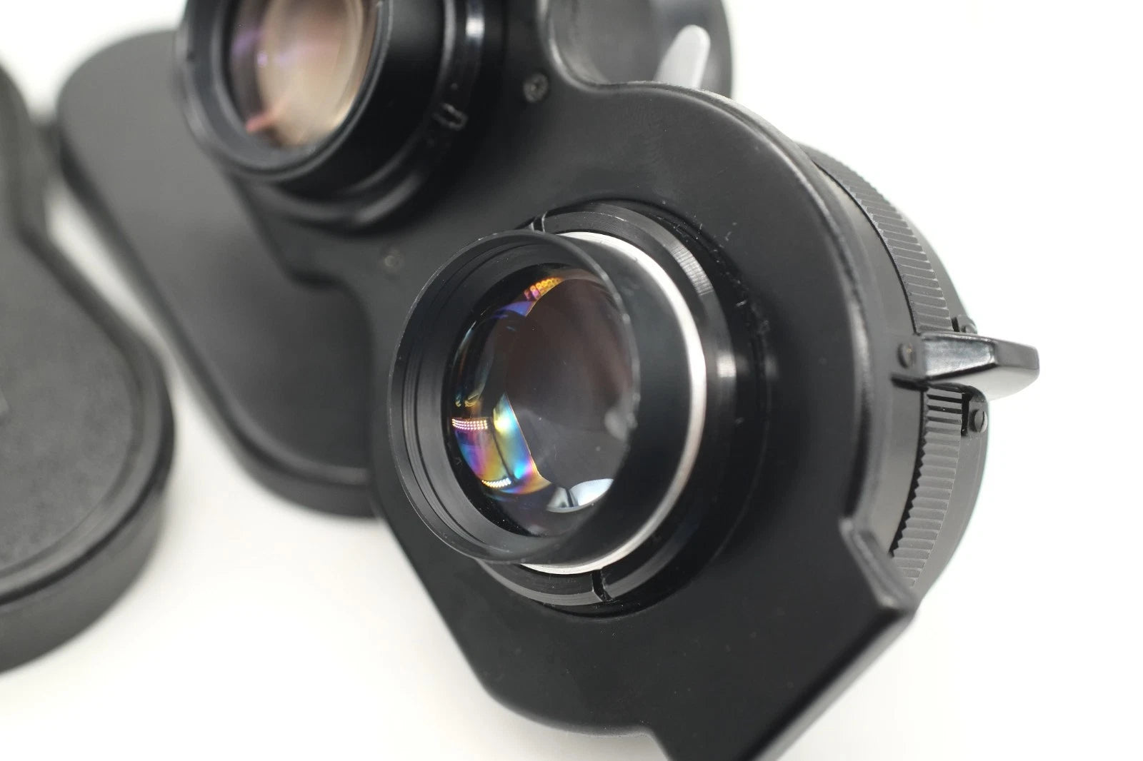 MAMIYA C330 PRO S + MAMIYA SEKOR DS 105mm f/3.5 & MAMIYA SEKOR S 80mm
