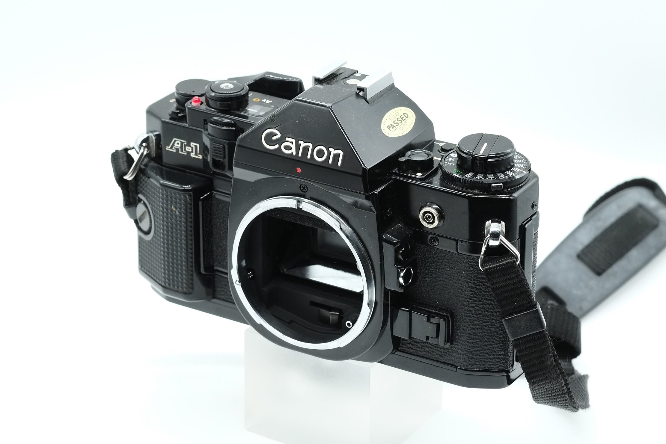 * EXCELLENT * Canon A-1 + Canon FD 50mm 1.8 + Canon 135mm 3.5 NEW LIGHT SEALS