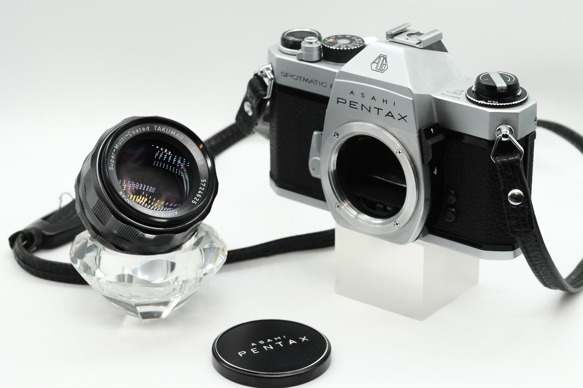 ** VGC **M42 SUPER-MULTI-COATED TAKUMAR 50mm 1.4 + PENTAX SPOTMATIC F