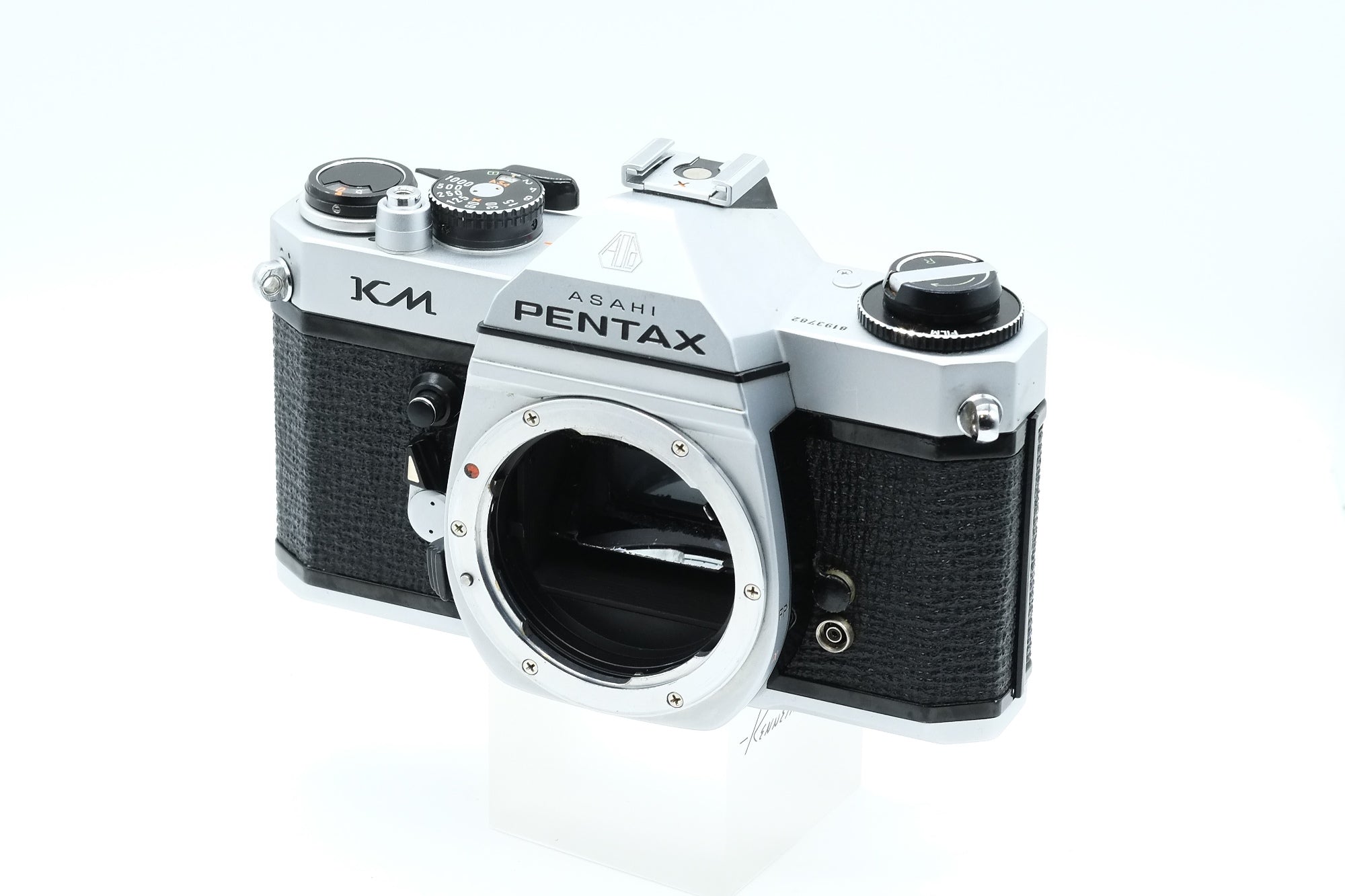 *** VGC *** Pentax KM 35mm SLR film Camera w 1.8/55