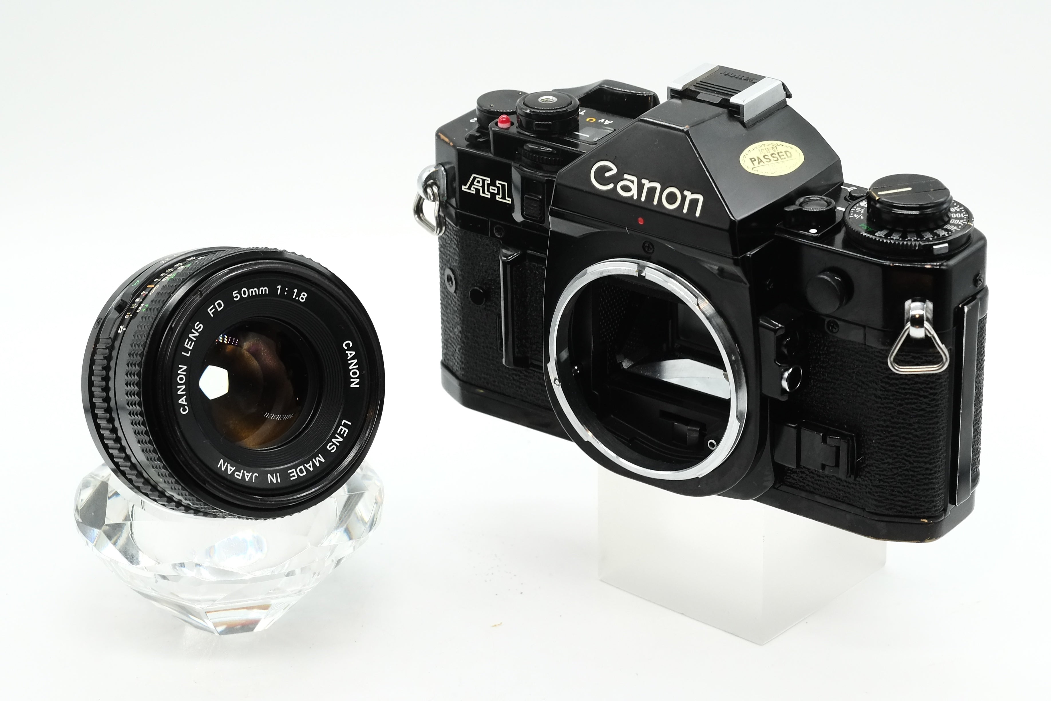 * VGC * Canon A-1 + Canon FD 50mm 1.8 + Canon 35-70mm F/3.5-4.5 * NEW LIGHT SEALS