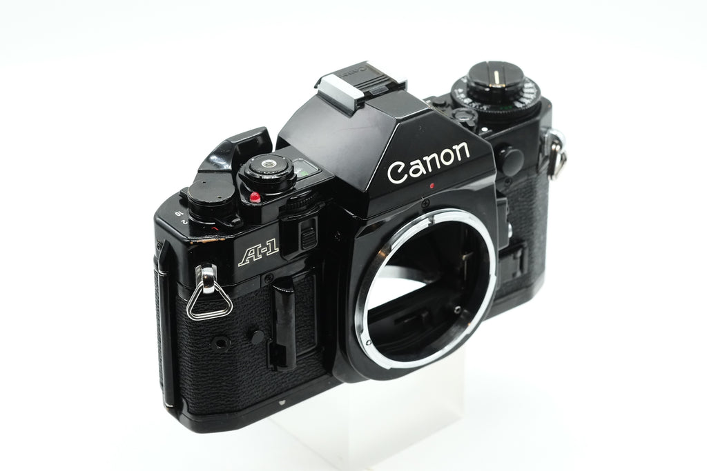 * VGC * Canon A-1 + Canon FD 50mm 1.8 + Canon 35-70mm F/3.5-4.5 * NEW LIGHT SEALS