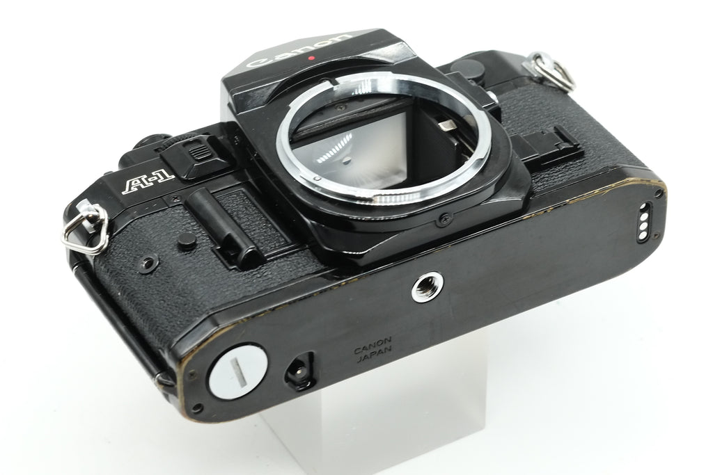 * VGC * Canon A-1 + Canon FD 50mm 1.8 + Canon 35-70mm F/3.5-4.5 * NEW LIGHT SEALS