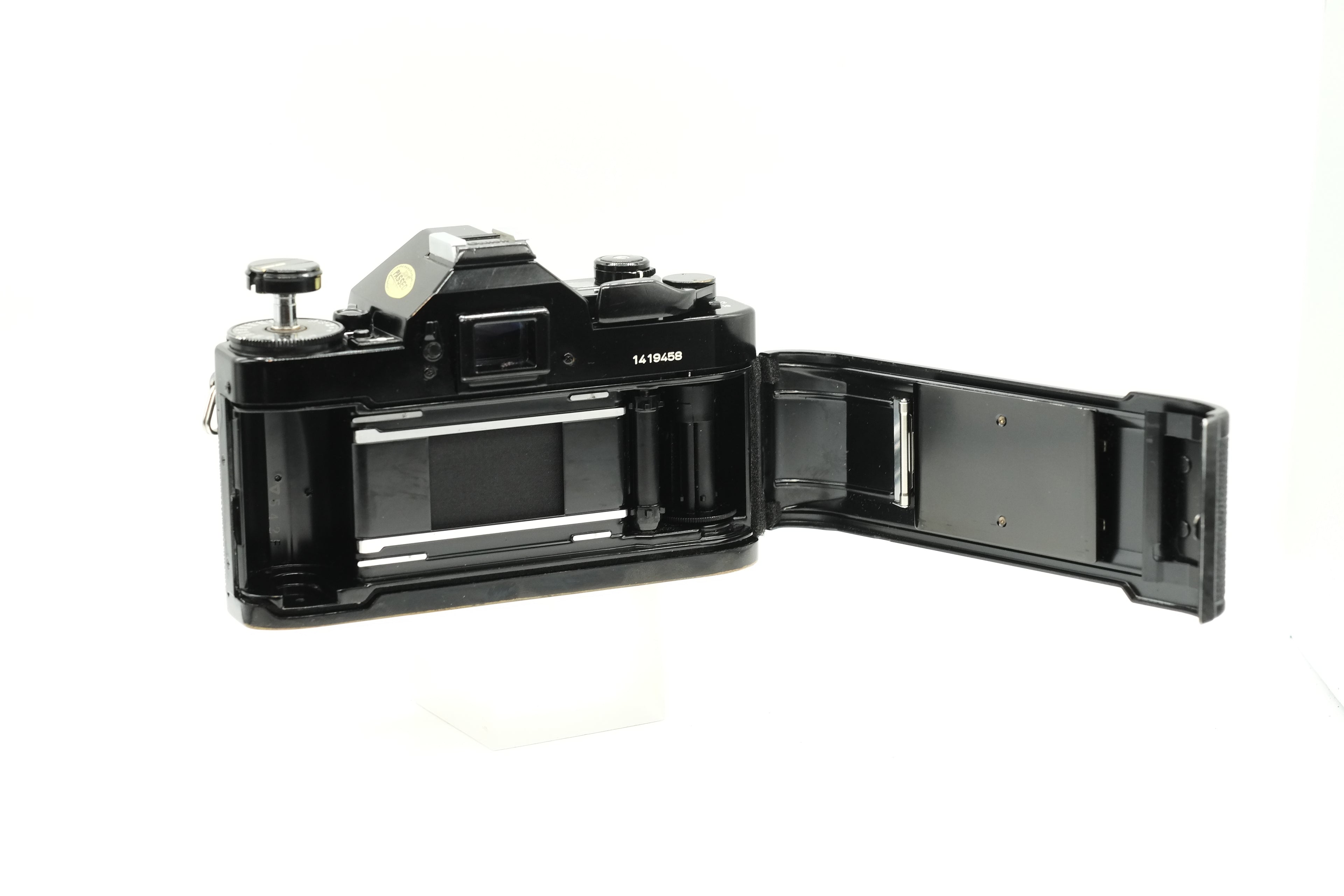 * VGC * Canon A-1 + Canon FD 50mm 1.8 + Canon 35-70mm F/3.5-4.5 * NEW LIGHT SEALS