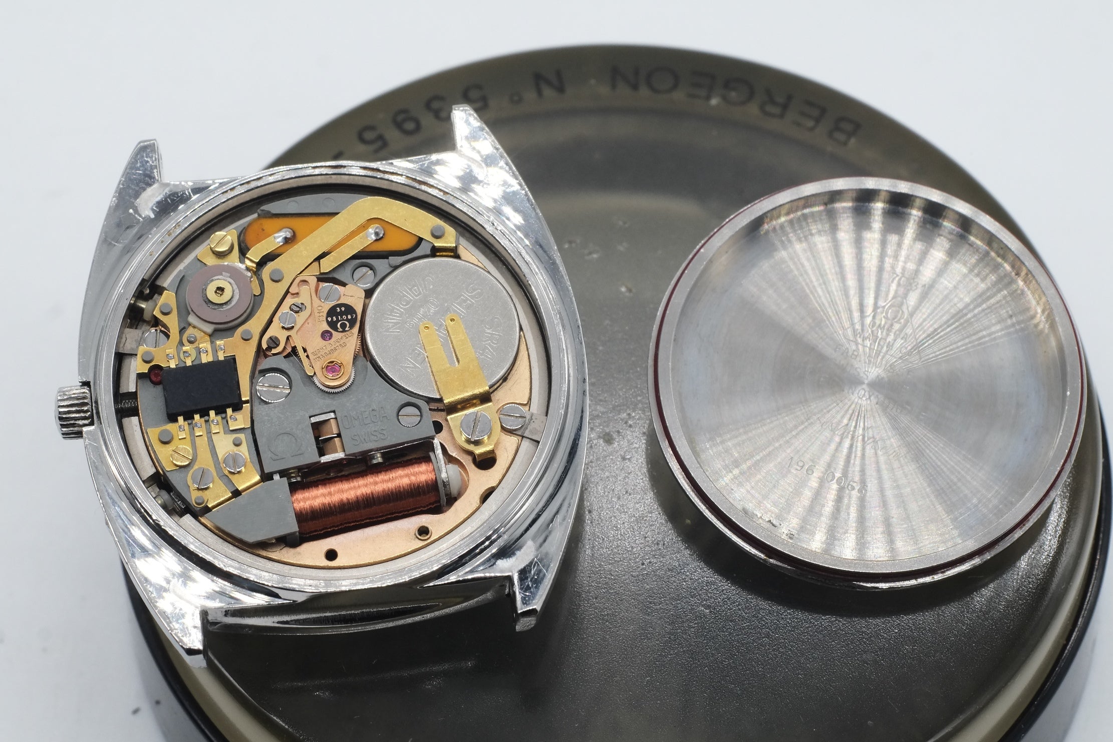 * VGC * 1976 Omega Geneve Quartz ST 196.0066 Cal 1310 + Bracelet 1202