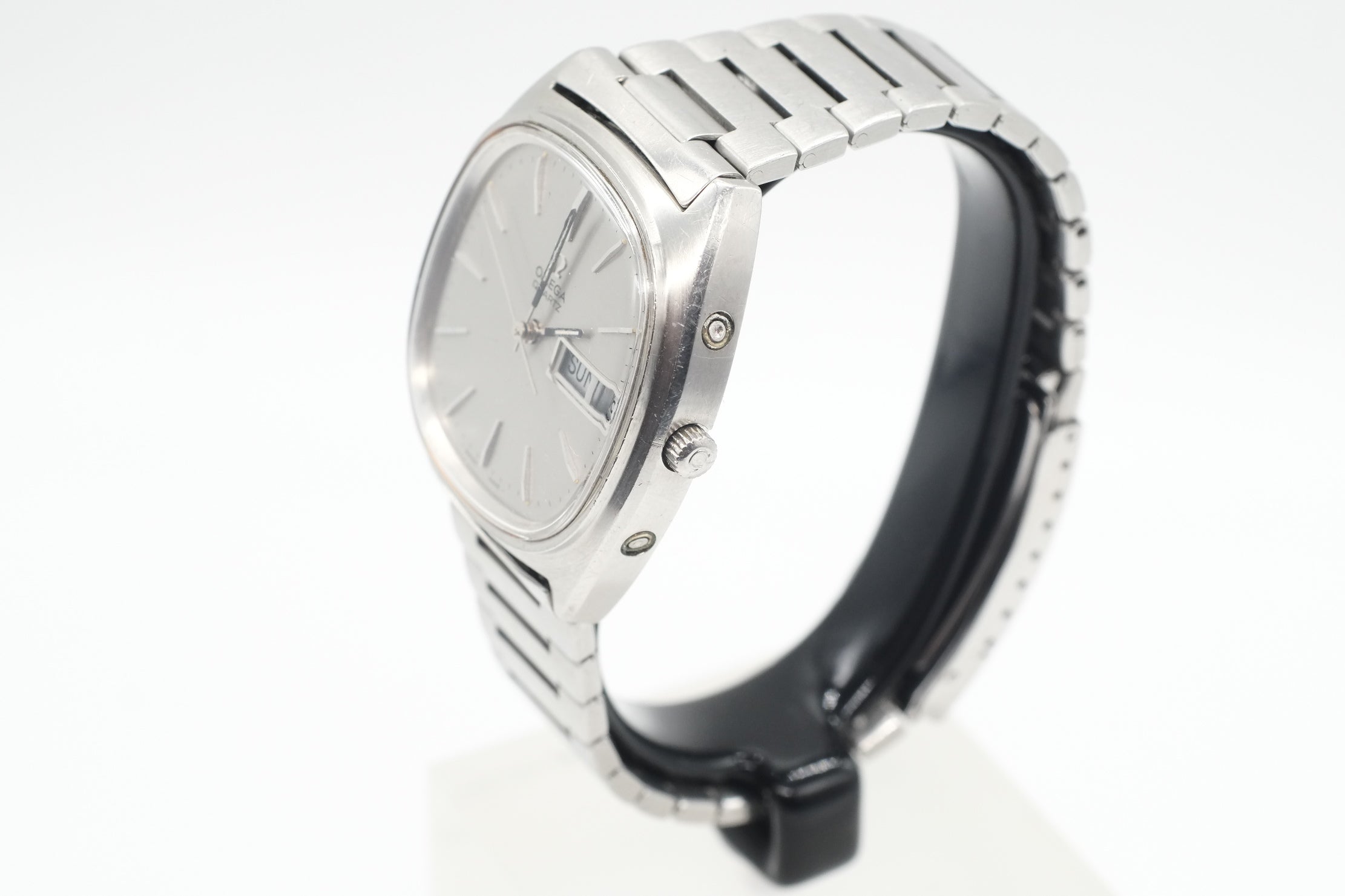 * VGC * 1976 Omega Geneve Quartz ST 196.0066 Cal 1310 + Bracelet 1202