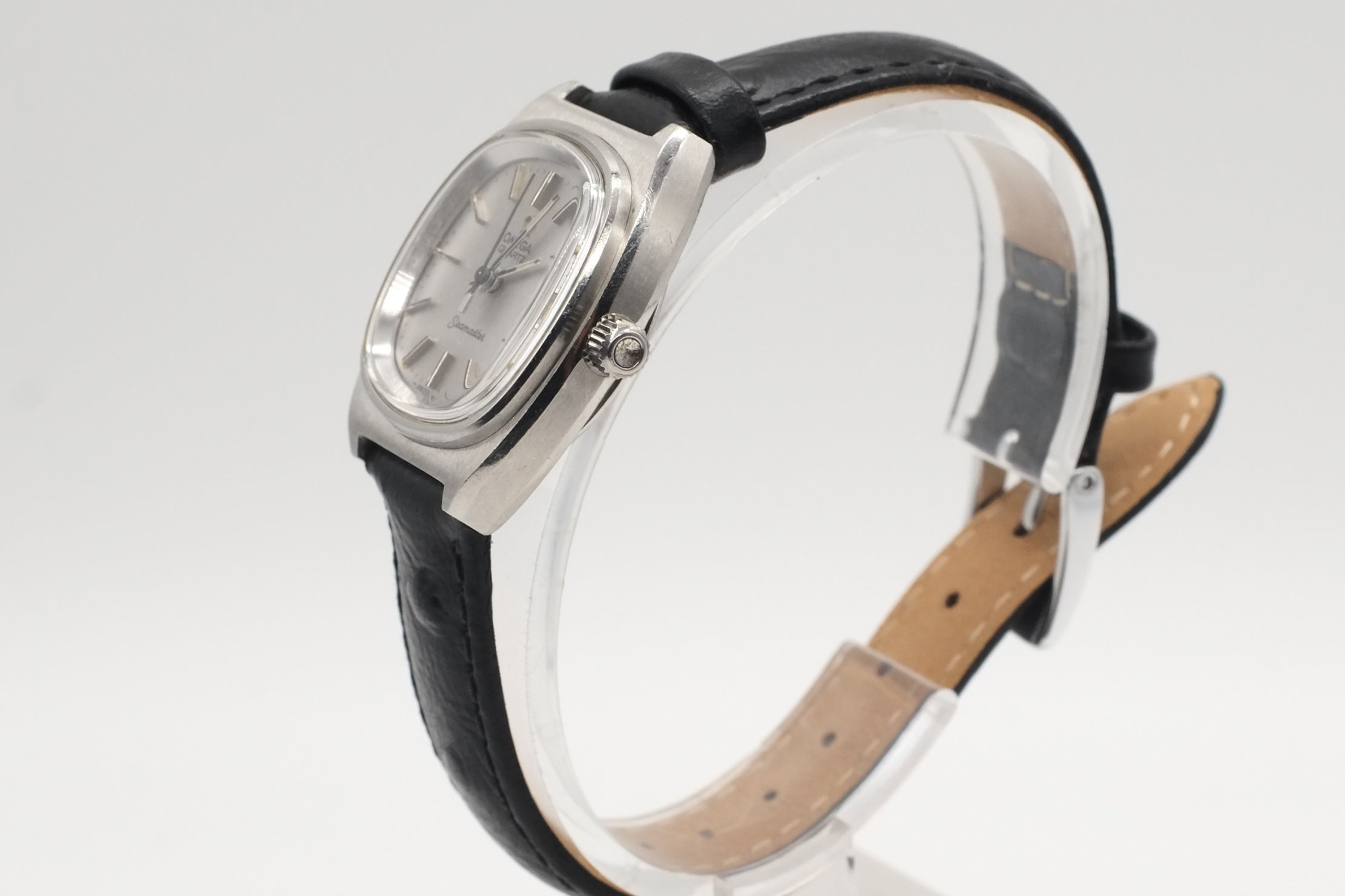 * Excellent * Ladies Vintage 1978 Omega Seamaster Quartz 596.0011 Cal 1360