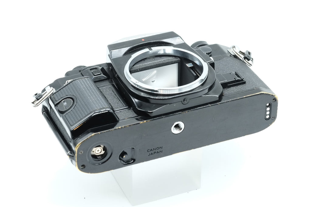 * VGC * Canon A-1 + Canon FD 50mm 1.8 + Canon 35-70mm NEW LIGHT SEALS