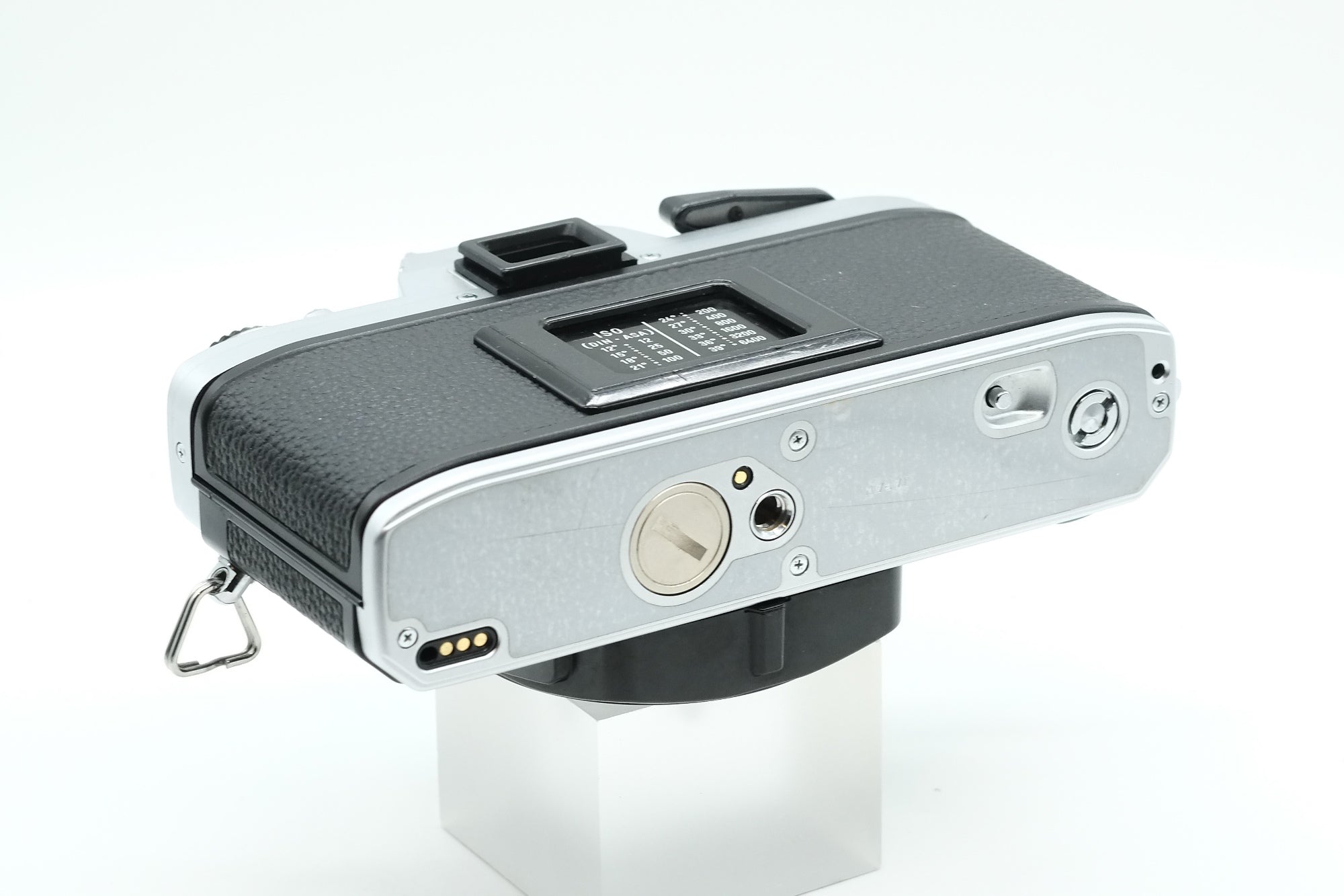 *** EXCELLENT *** MINOLTA X-300 + ROKKOR PF 58mm F/1.4 & ROKKOR QD 135mm F/3.5