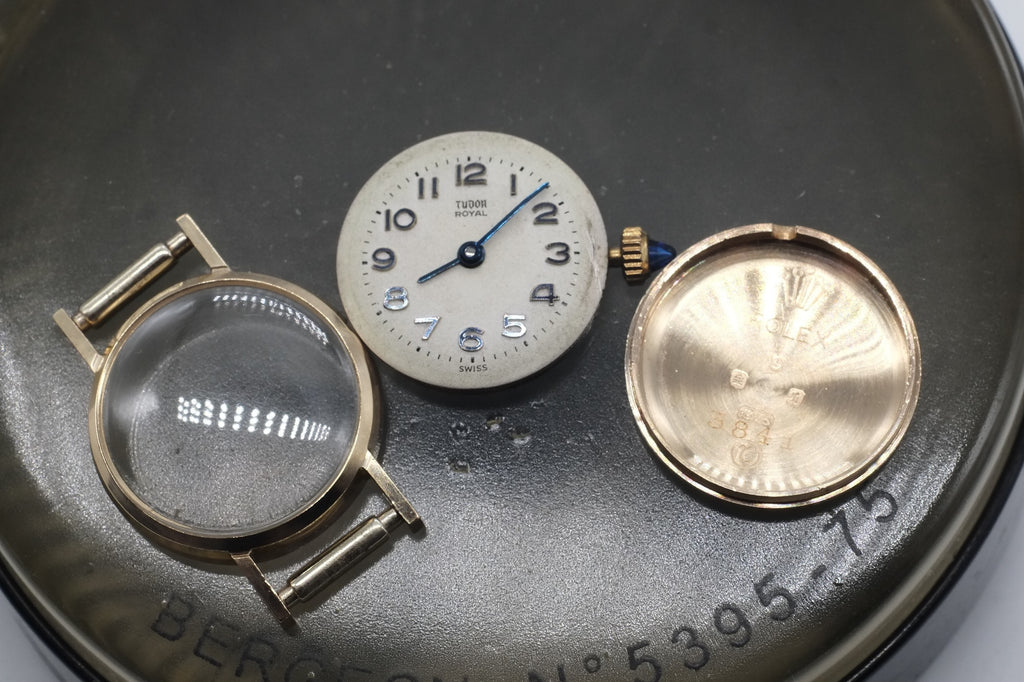 Womens Vintage Tudor Royal 9ct Gold Rolex Case Watch * Hand Wind