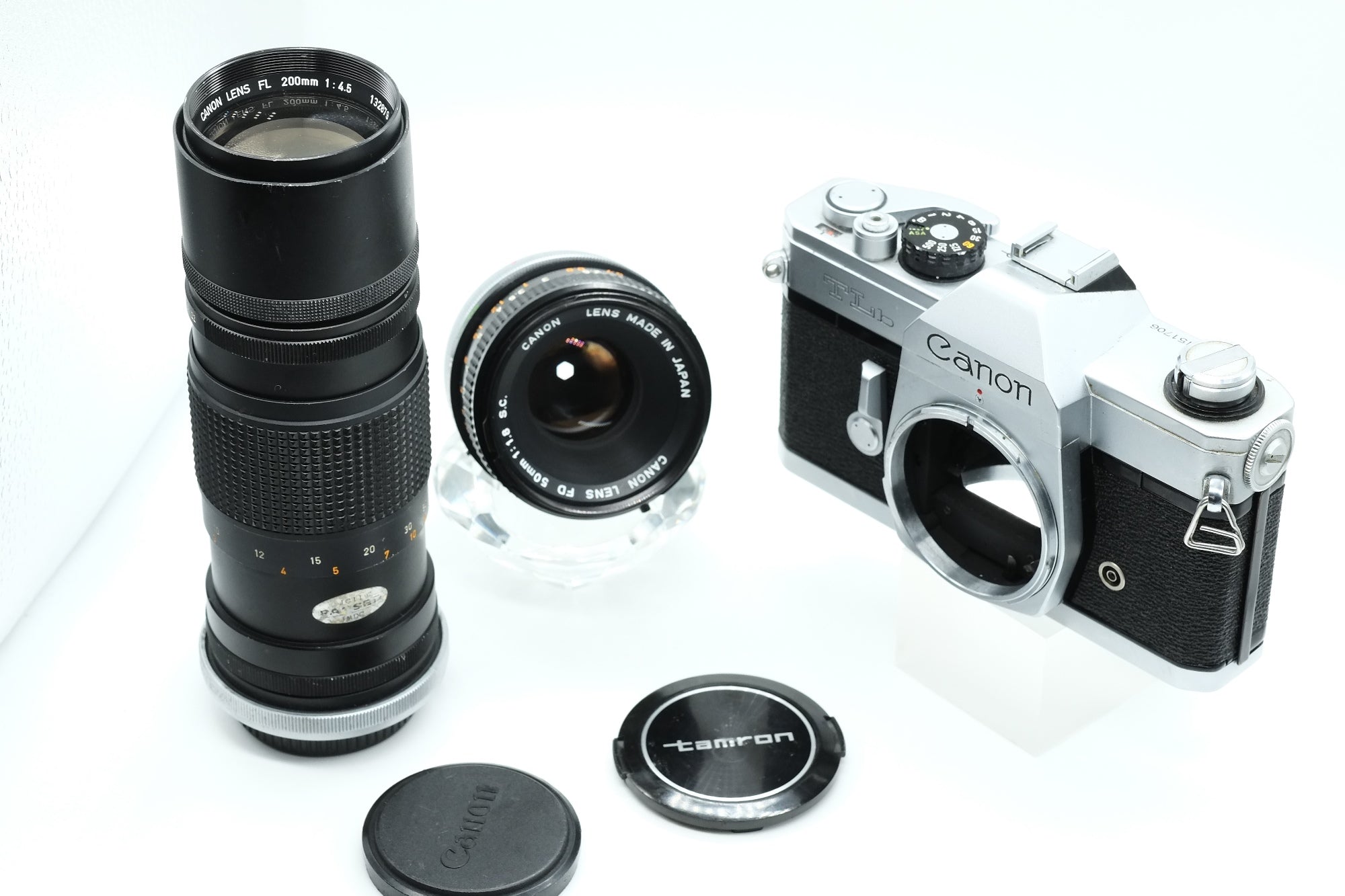 * VGC * Canon TLb 35mm SLR Film Camera w/ CANON 50mm f1.8 & FL CANON 200mm F/4.5