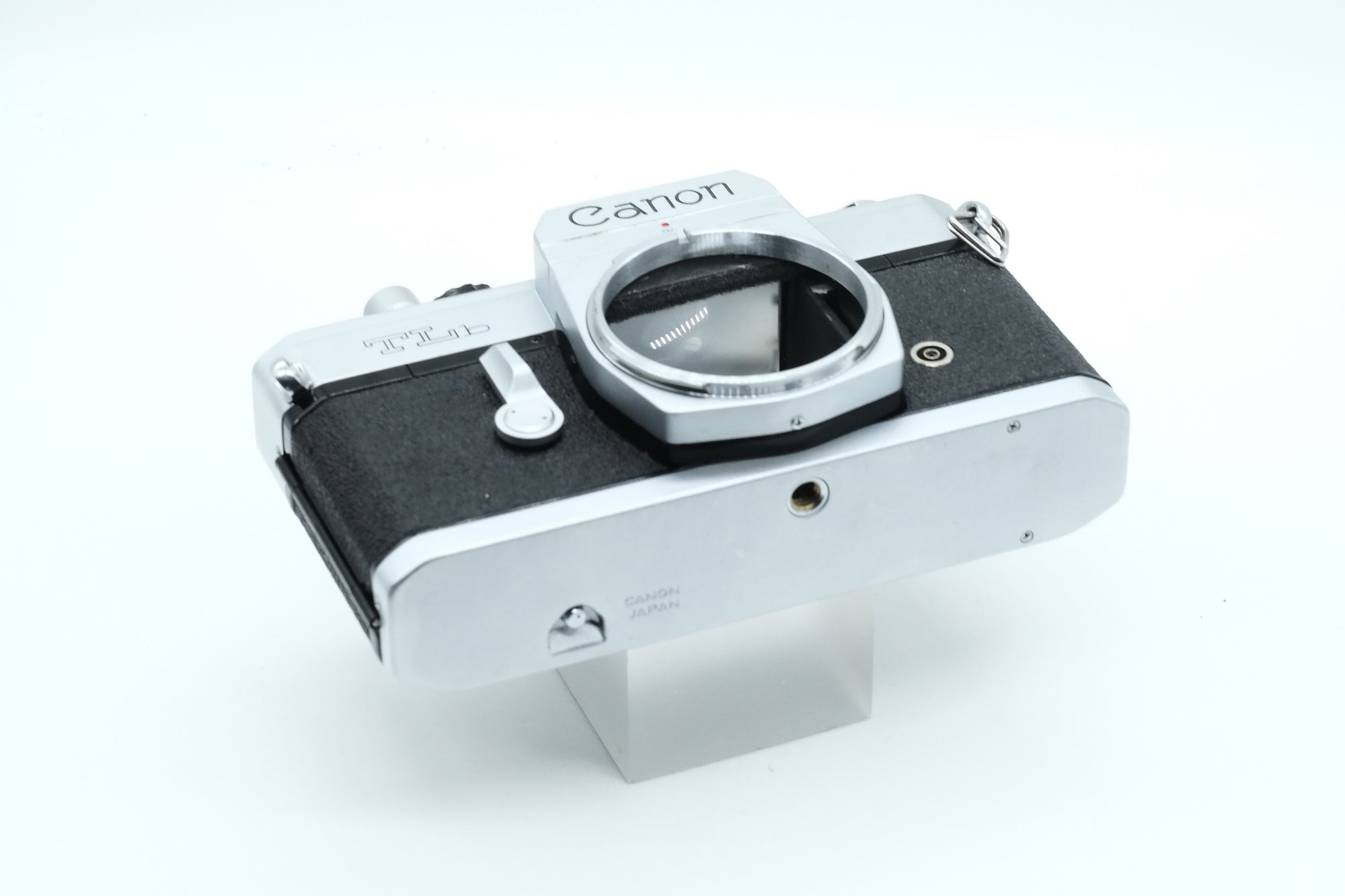 * VGC * Canon TLb 35mm SLR Film Camera w/ CANON 50mm f1.8 & FL CANON 200mm F/4.5