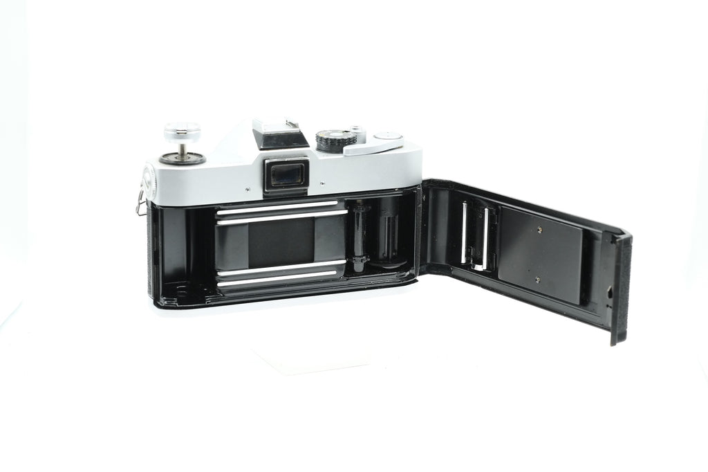 * VGC * Canon TLb 35mm SLR Film Camera w/ CANON 50mm f1.8 & FL CANON 200mm F/4.5