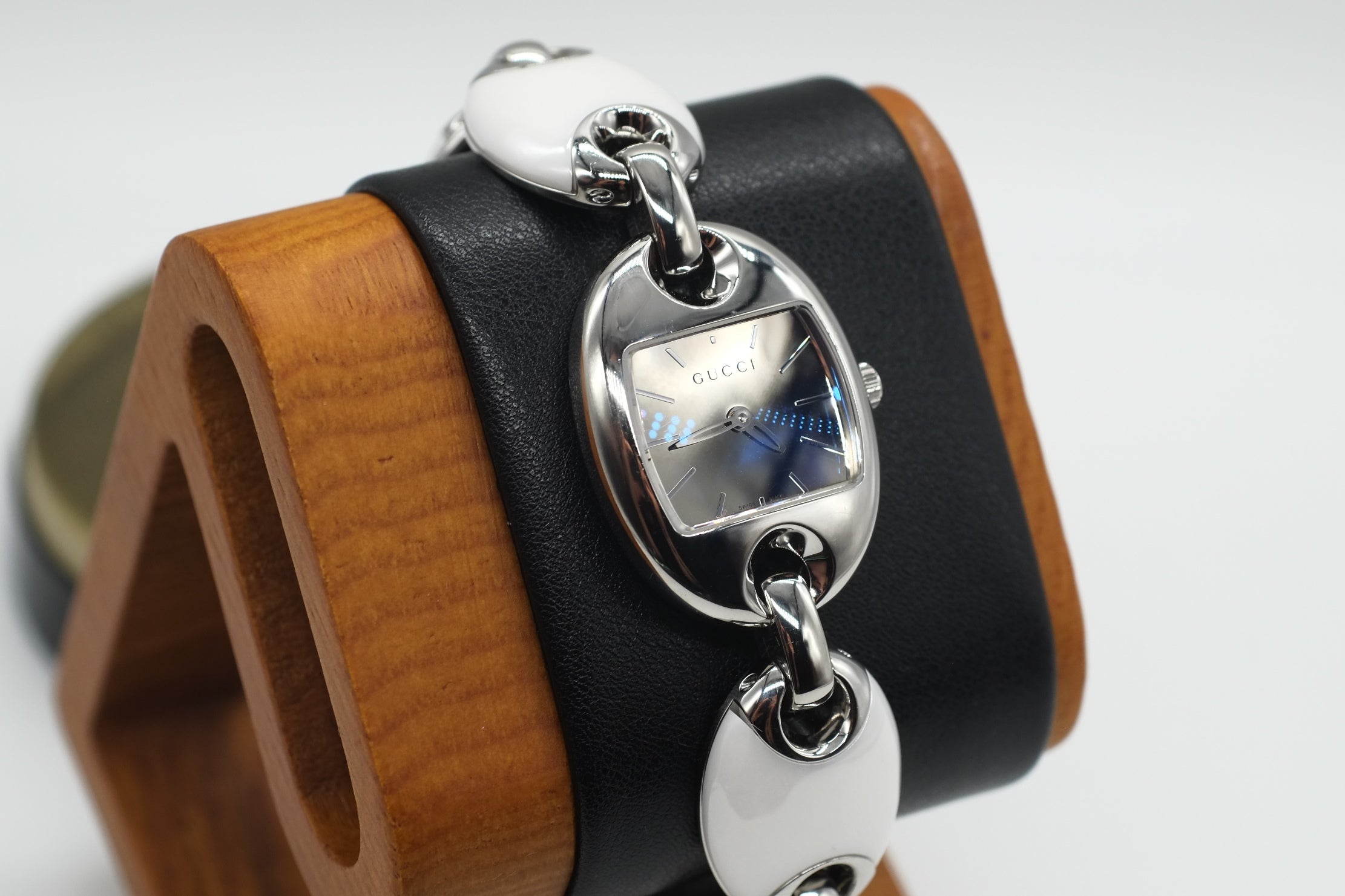 Excellent Gucci Marina 121.5/YA121515 Mirror Dial SS Ceramic Oval Bracelet