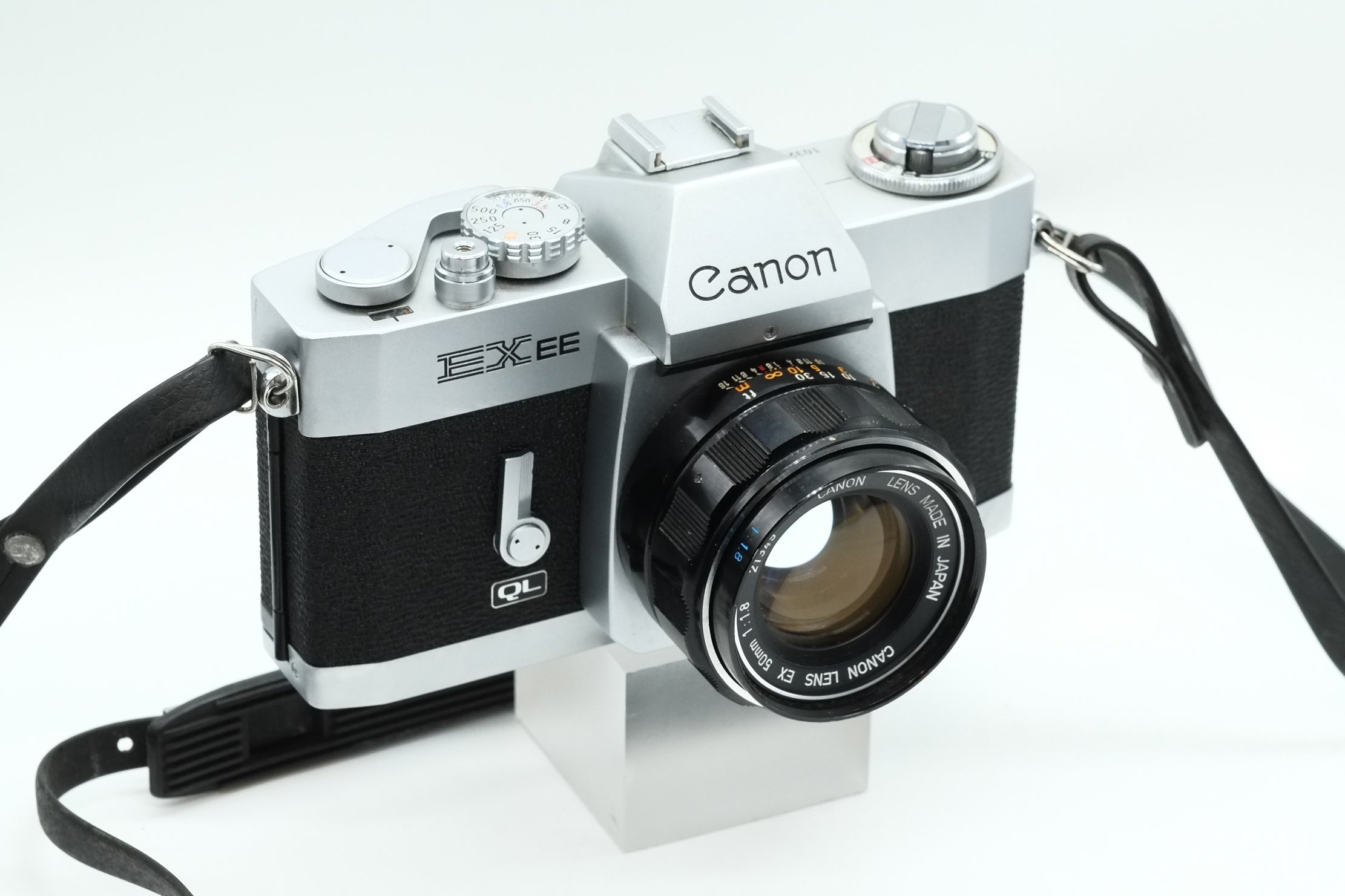 Canon EX EE + Canon EX 50mm 1.8 + Canon EX 125mm