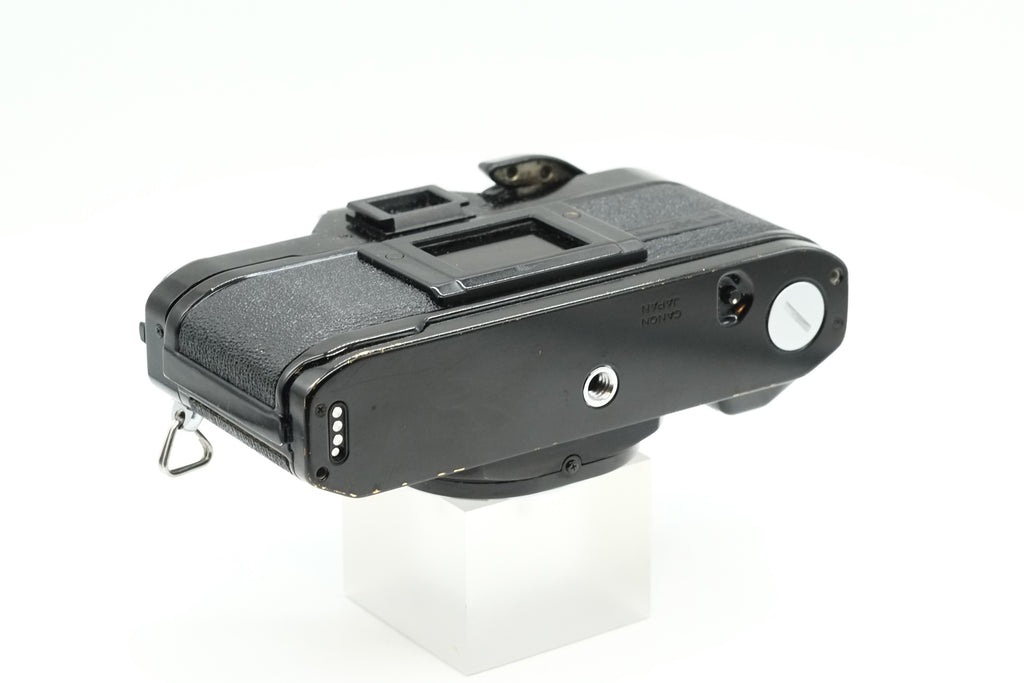 * VGC * Canon AE-1 PROGRAM + FD Canon 50mm F/1.8  28mm F/2.8 70-210 F/4