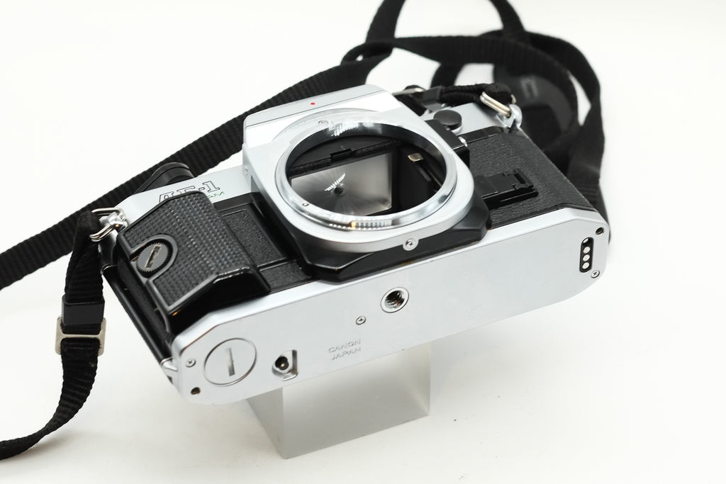 * VGC * Canon AE-1 PROGRAM + FD Canon 50mm 1.8 S.C. & CANON 35-70mm & 70-150mm