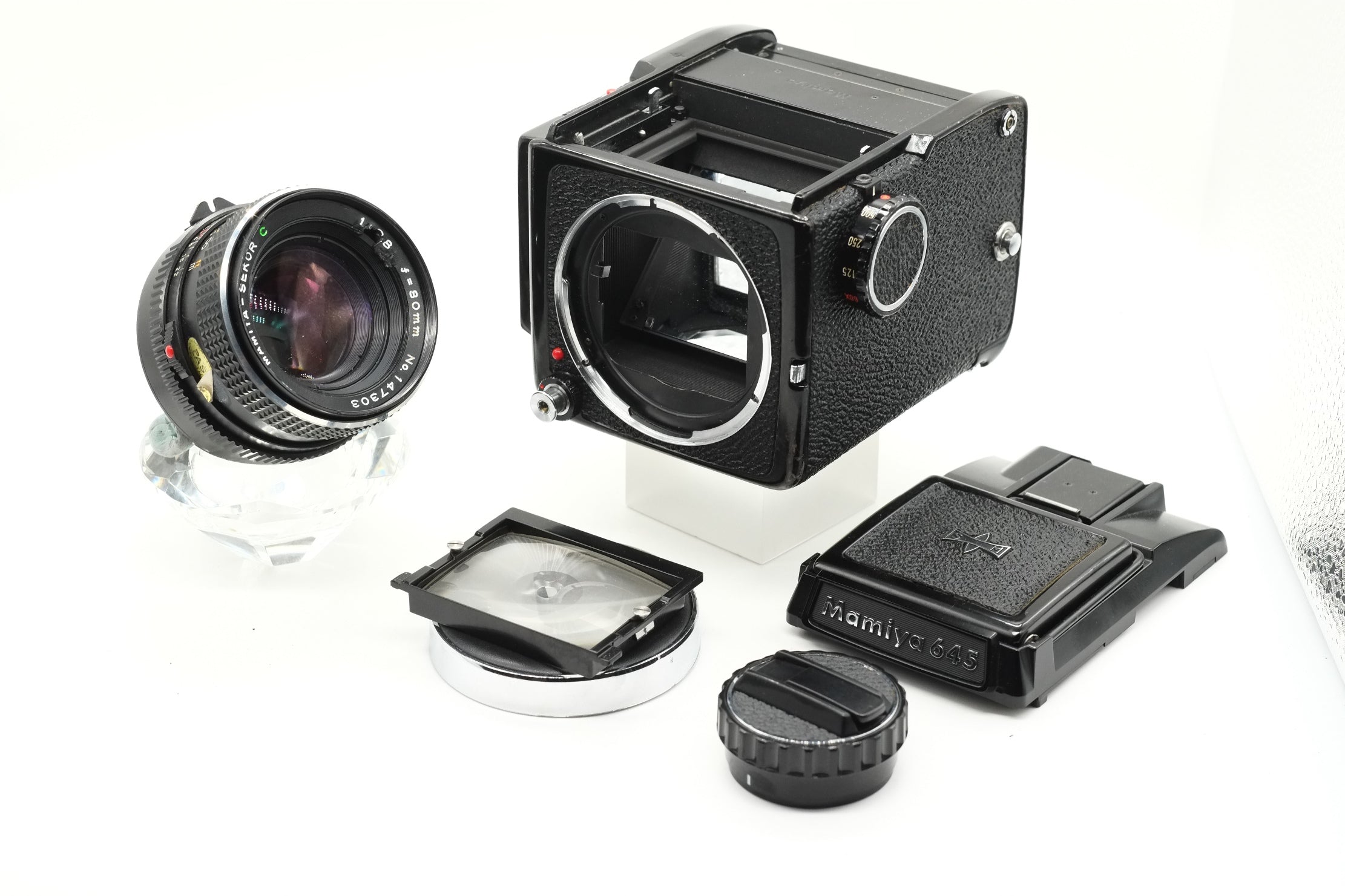 Excellent Mamiya M645J 120 Camera w/ 80mm f/2.8 Lens