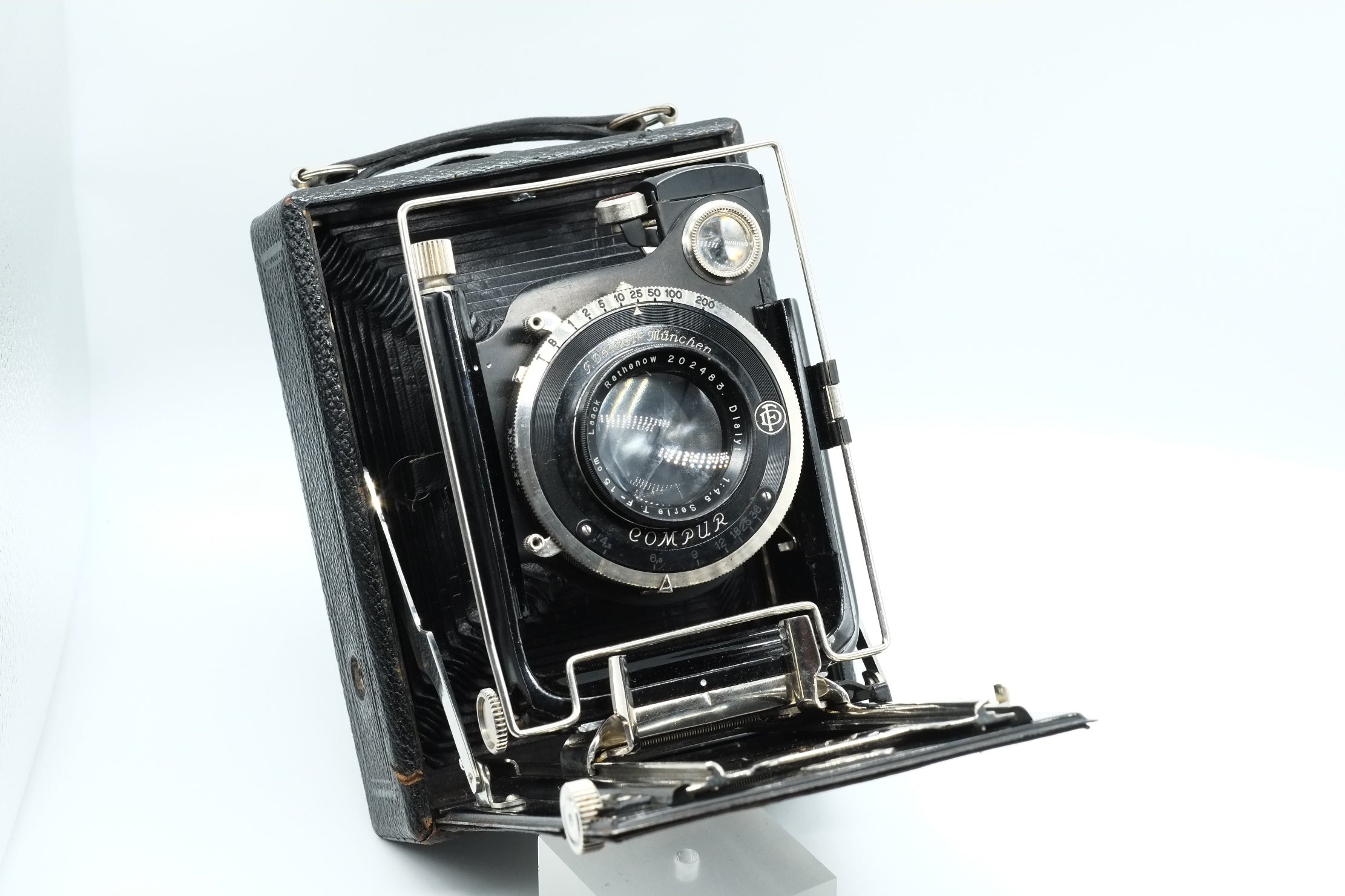 1920 Folding Camera by F.Deckel Munchen 9x12 Compur Laack Rathenow f=15cm 4.5
