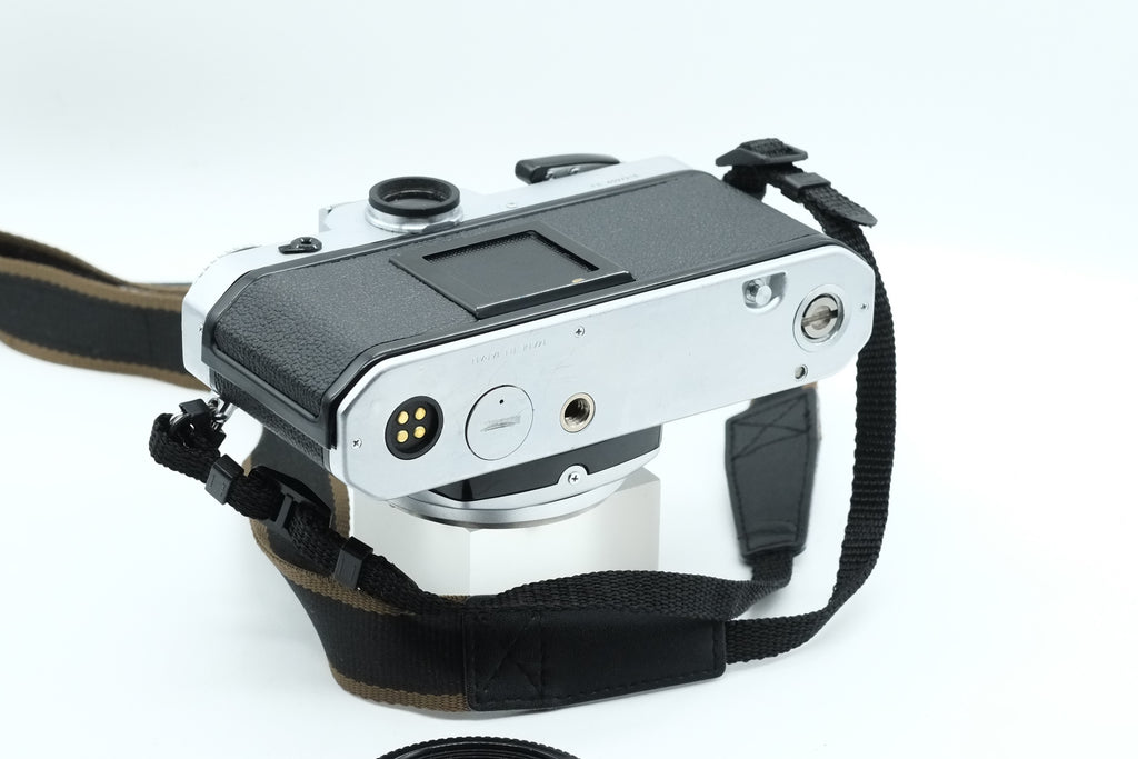 Excellent NIKON FE - Film Camera Body * New Light Seals
