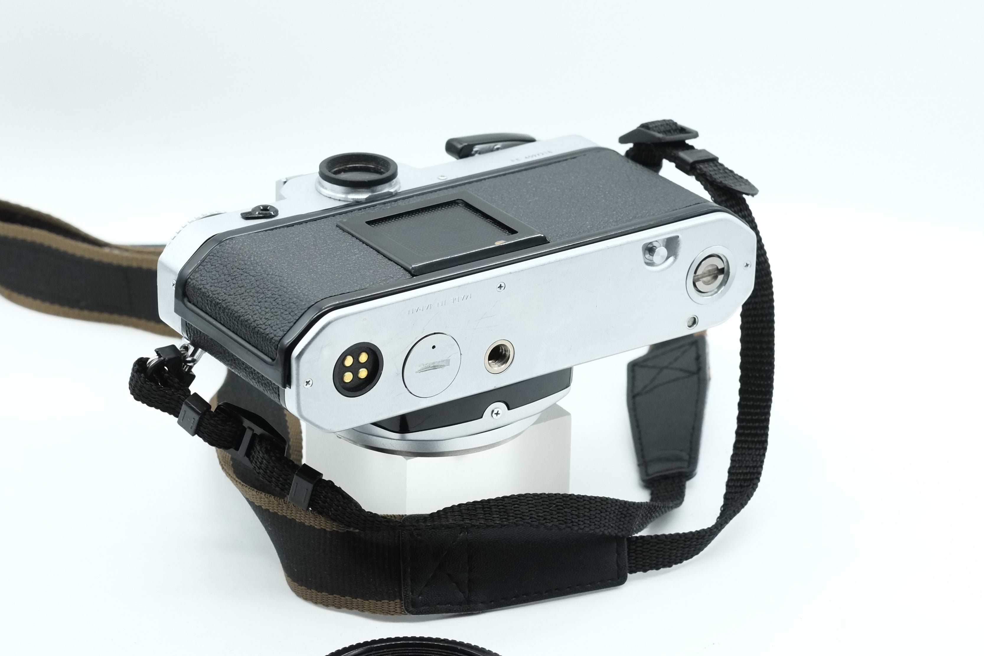 Excellent NIKON FE - Film Camera Body * New Light Seals