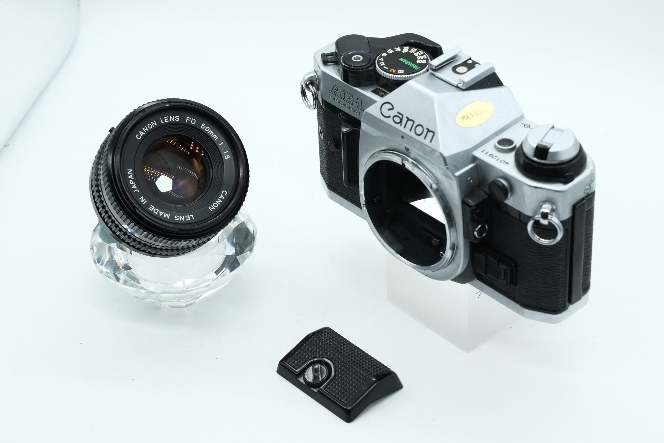Canon AE-1 PROGRAM + FD Canon 50mm 1.8  + Canon 28mm 2.8