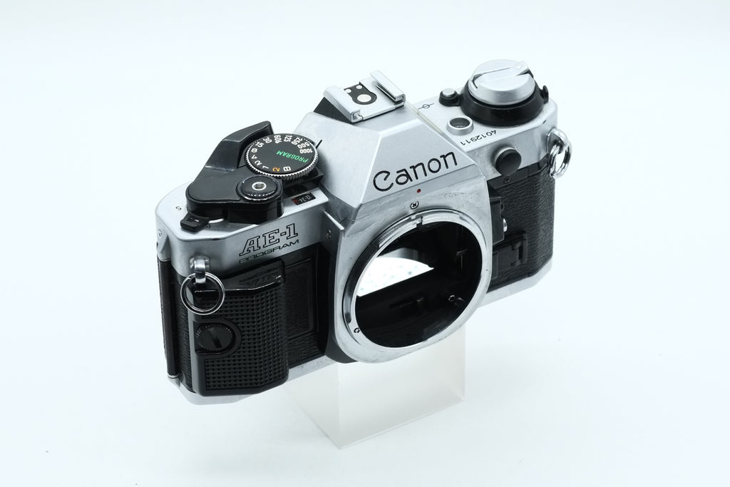 Canon AE-1 PROGRAM + FD Canon 50mm 1.8  + Canon 28mm 2.8