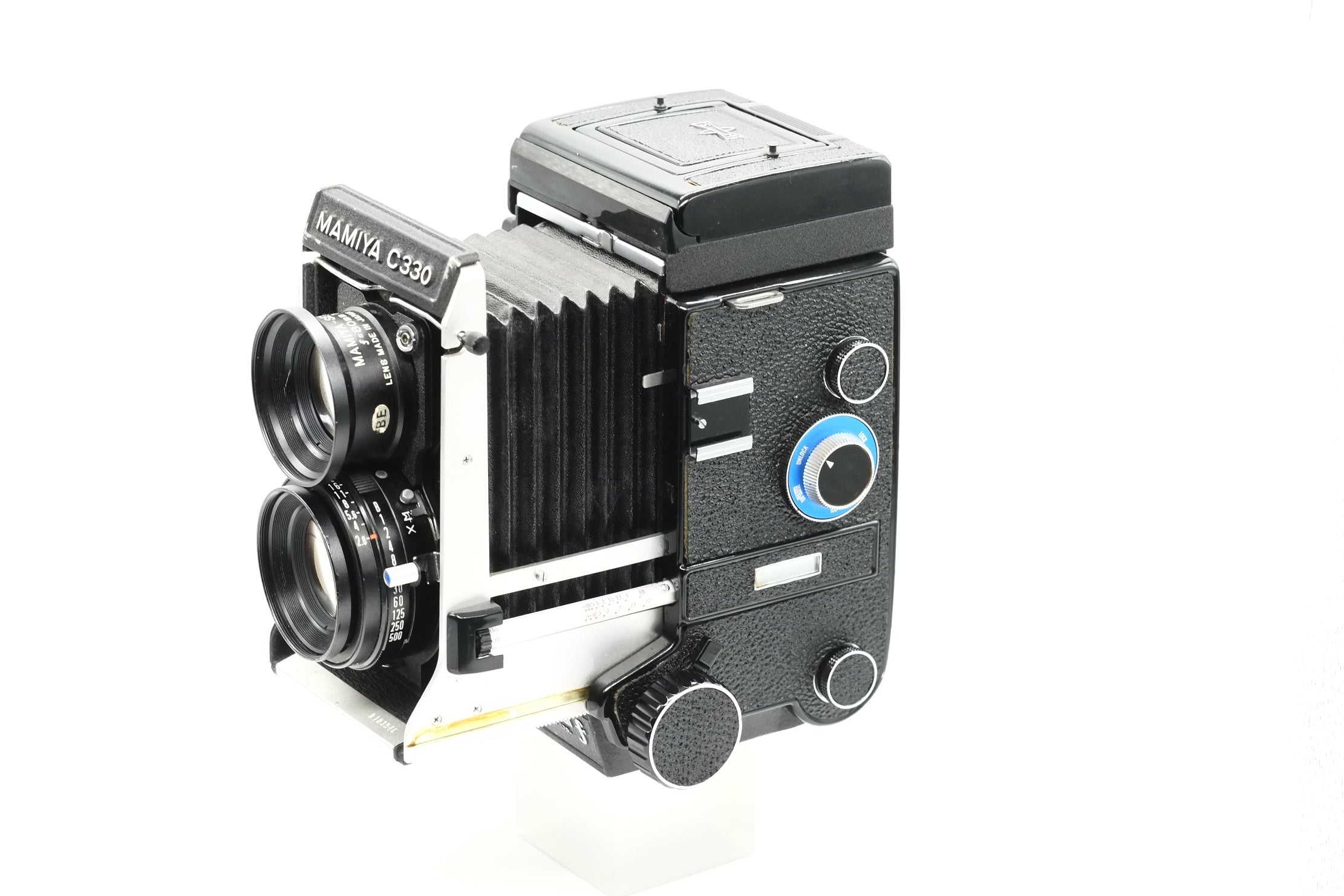 Mamiya C330 Pro F & Mamiya Sekor S 80mm F/2.8 * New Light Seals
