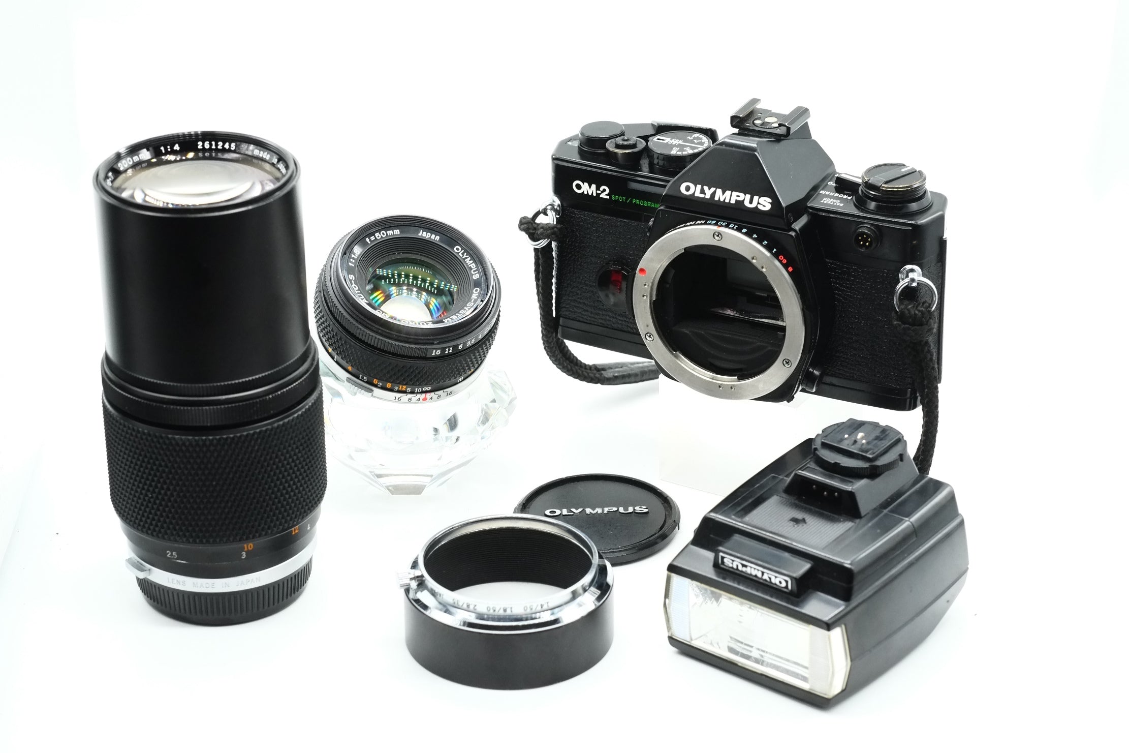 Olympus OM-2 Spot/Program + Olympus 50mm f1.8 + Olympus 200mm f4