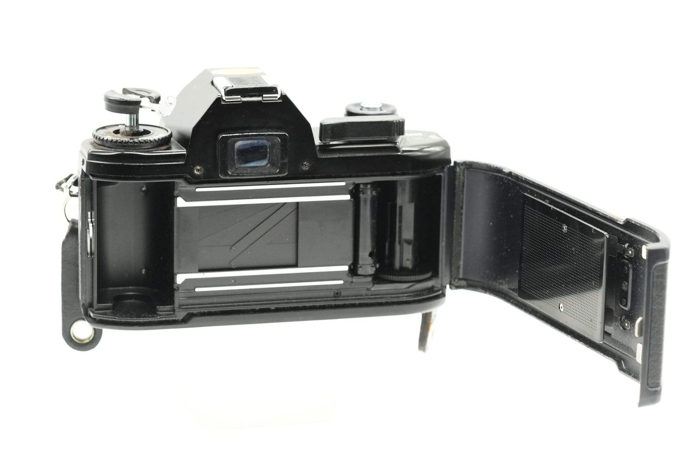 NIKON EM + NIKON SERIES E 50mm 1.8