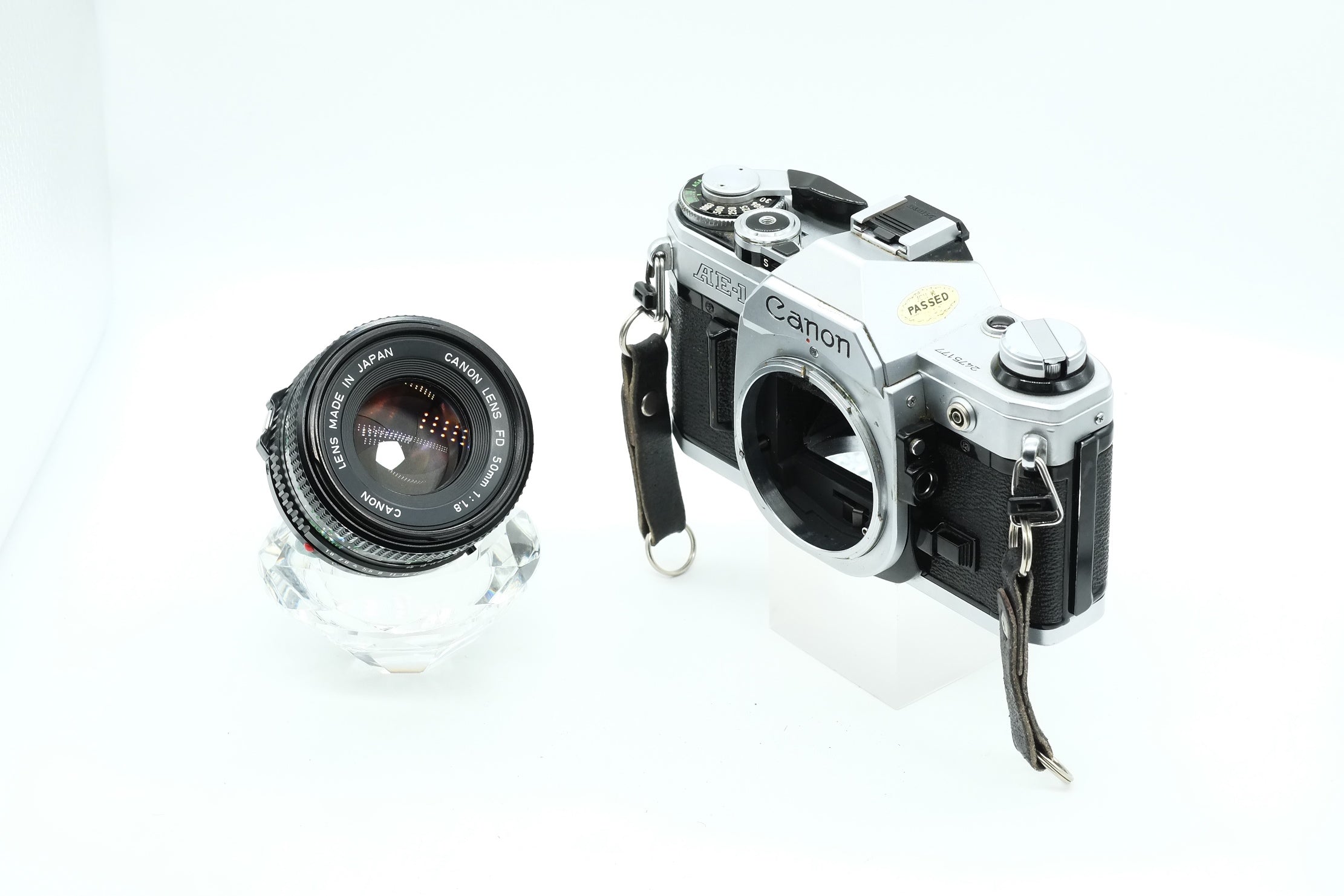 Canon AE-1 + FD Canon 50mm 1.8