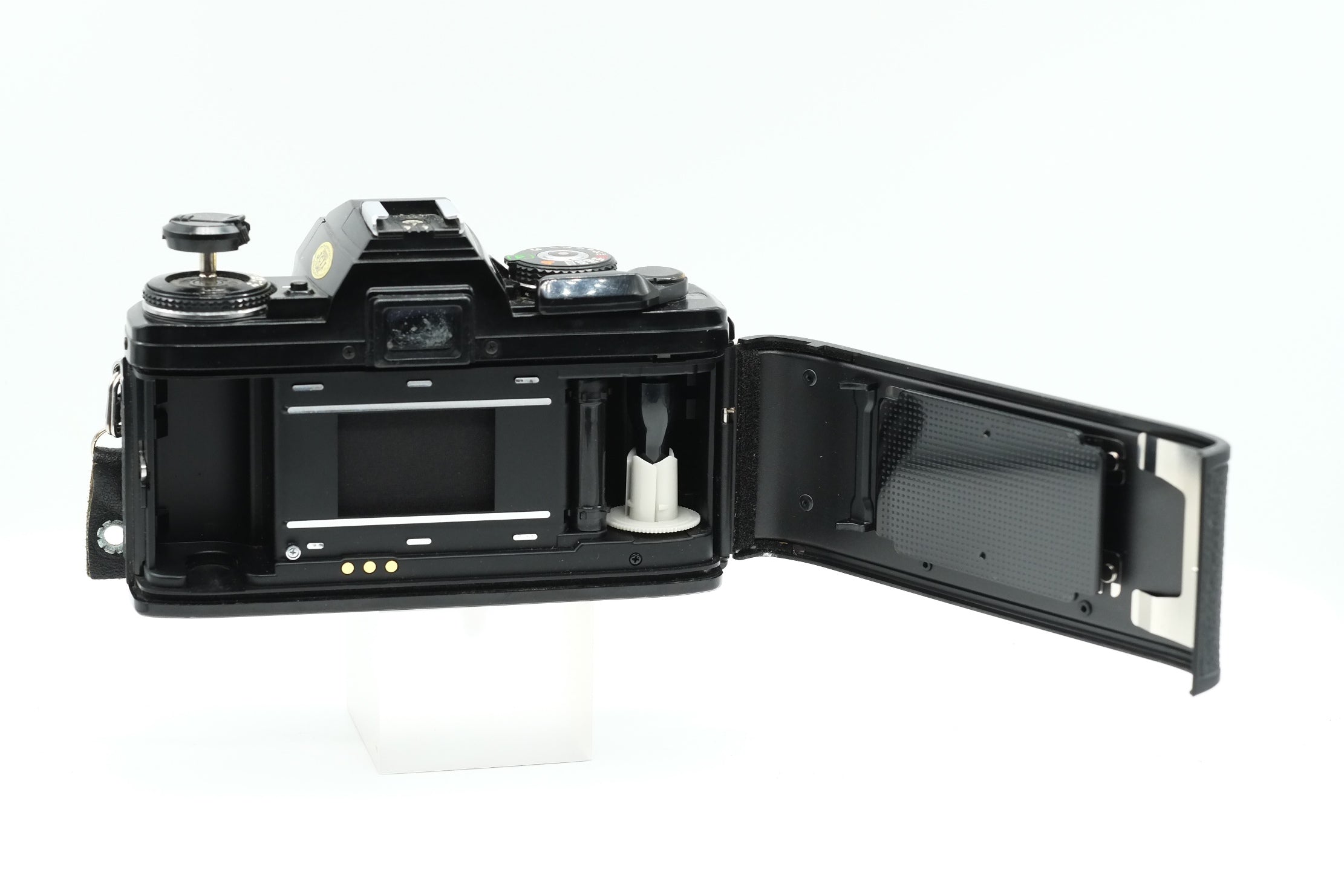 * VGC * MINOLTA X-700 + MD 50mm F2  * New Light Seals fitted