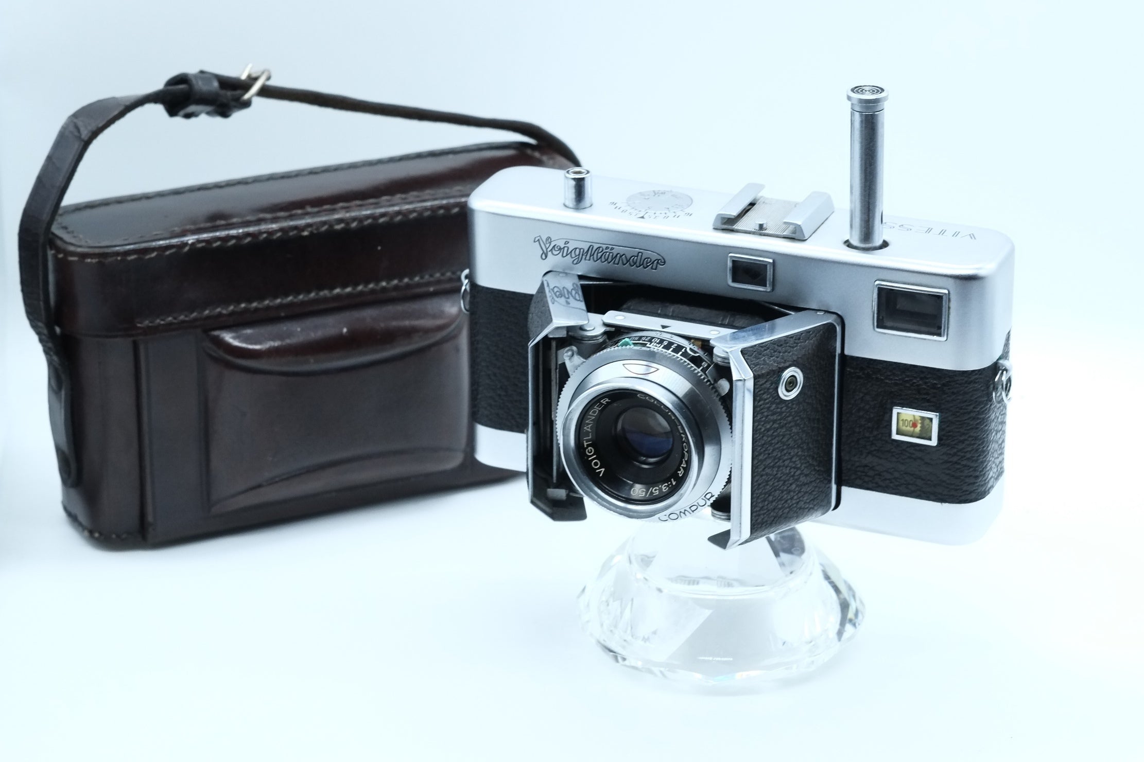 Vintage Voightlander Vitessa Rangefinder Film Camera W/ Case