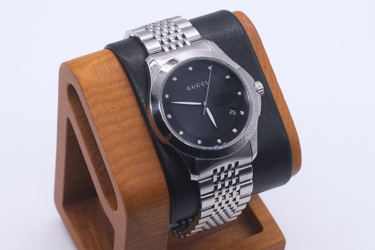 Gucci G-Timeless 126.4 Quartz Black Dial 12x Diamond  * Excellent * Warranty