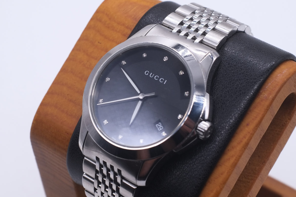 Gucci G-Timeless 126.4 Quartz Black Dial 12x Diamond  * Excellent * Warranty