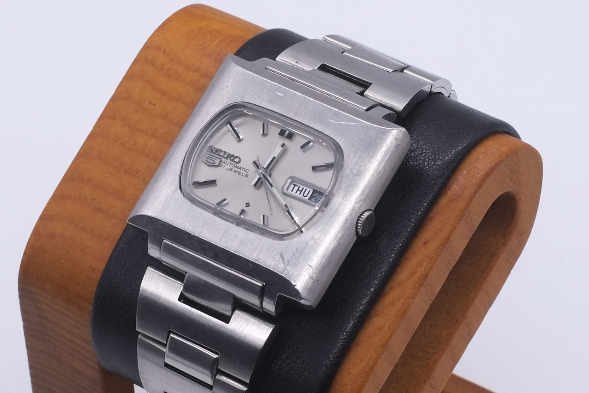 * Excellent * SEIKO 6119-5401 Automatic Day Date TV