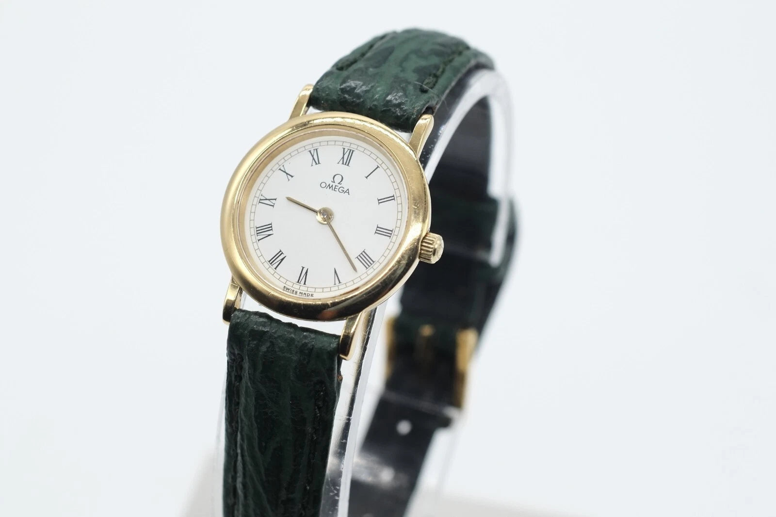 Ladies 1986 Omega De Ville 595.0097.2 Quartz Watch * Warranty