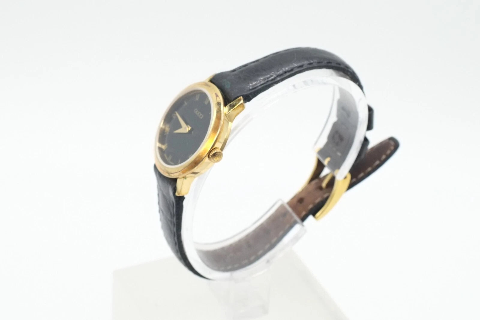 Ladies Vintage Gucci 2200L * Black Dial Quartz Watch