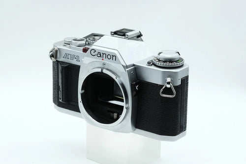 * VGC * Canon AV-1 35mm SLR Film Camera w/ CANON 50mm f1.8 & CANON 70-210mm F/4