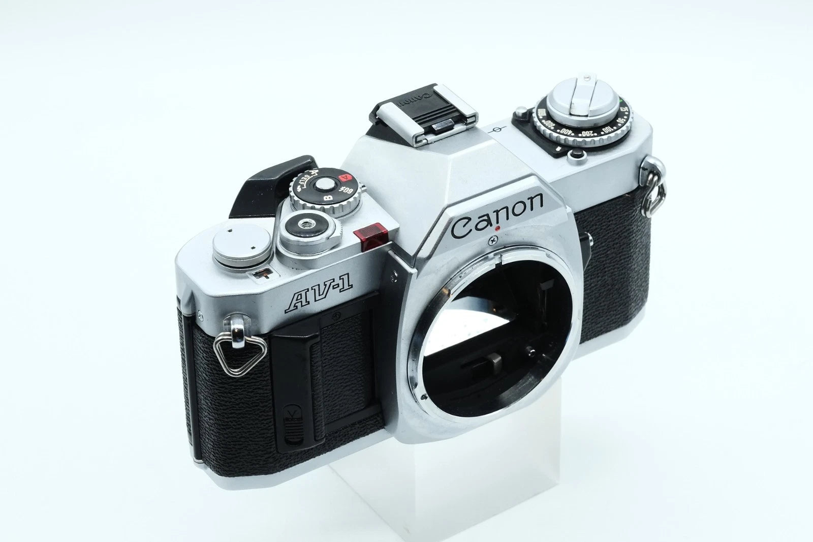 Canon AV-1 + Canon FD 50mm 1.8